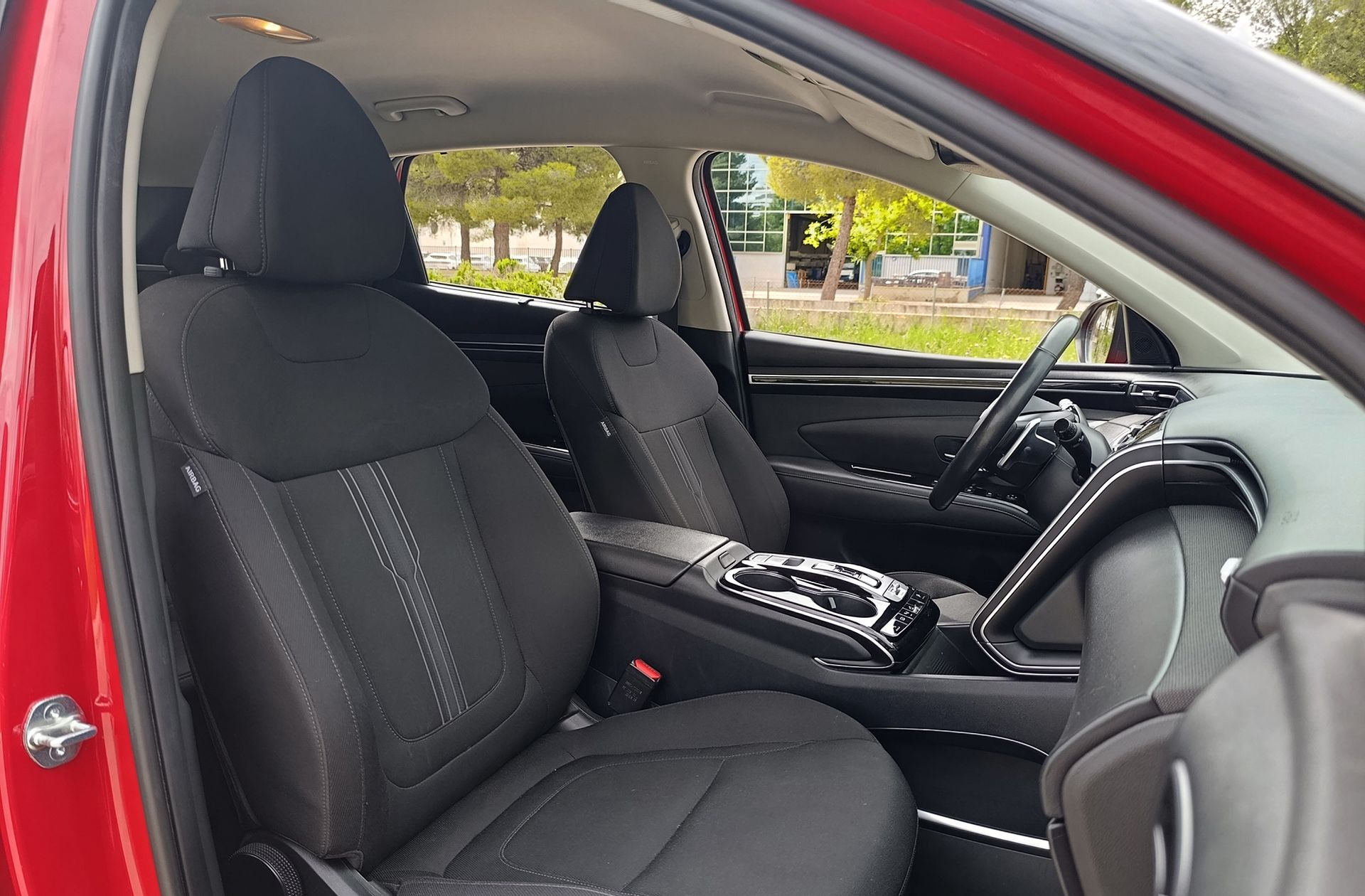 Hyundai Tucson 1.6 T-GDi HEV Tecno 2C - foto 22