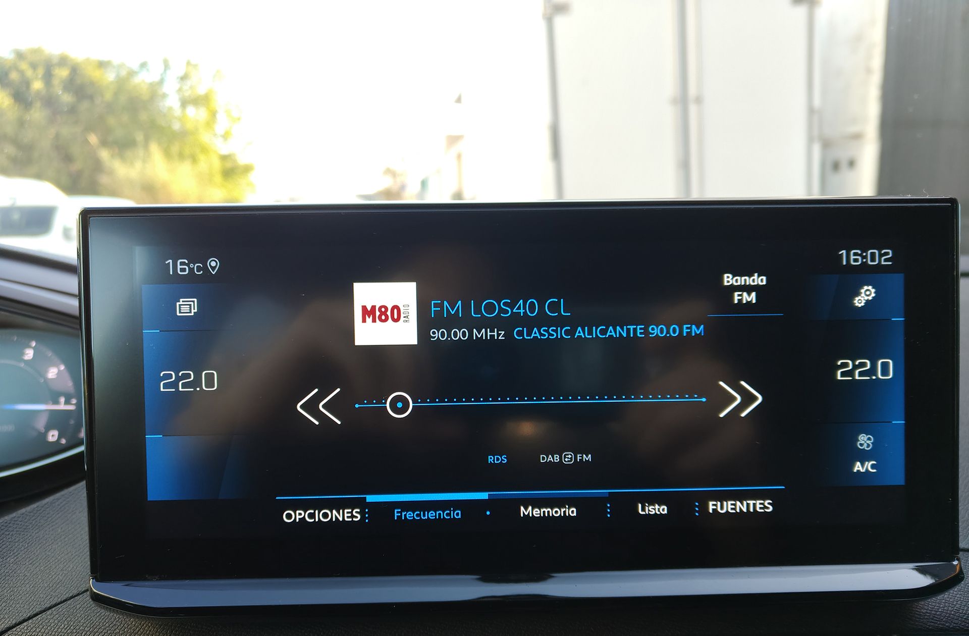 Peugeot 5008 PureTech 130 Allure EAT8 7 plazas - foto 35