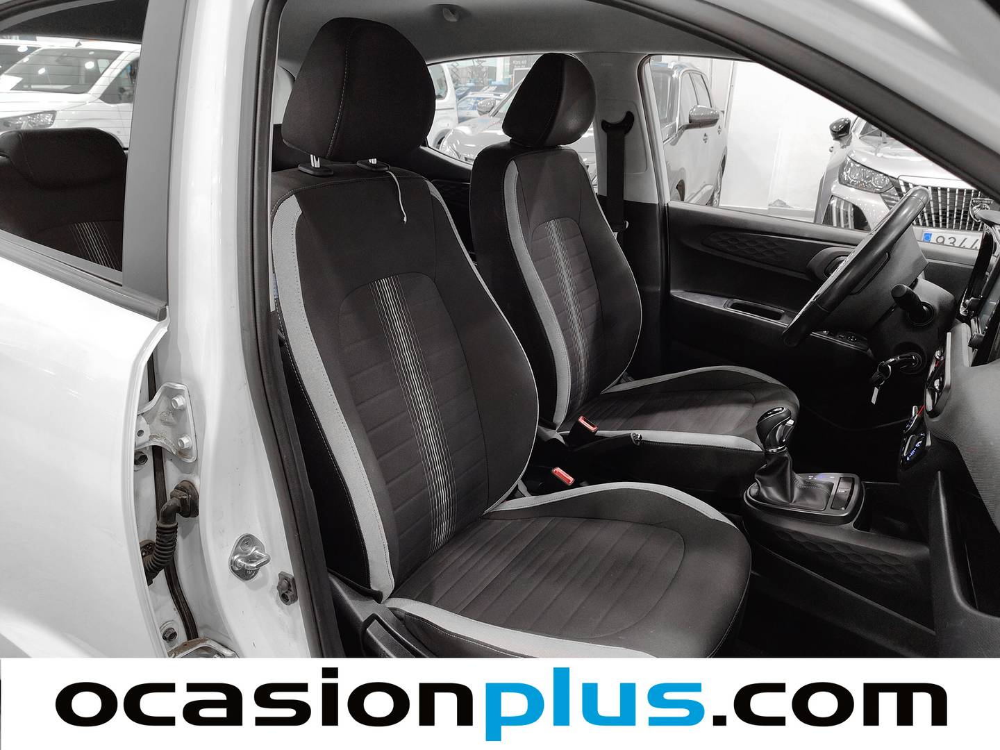 Foto Hyundai i10 Hyundai i10 1.0 Klass AT (67 CV)