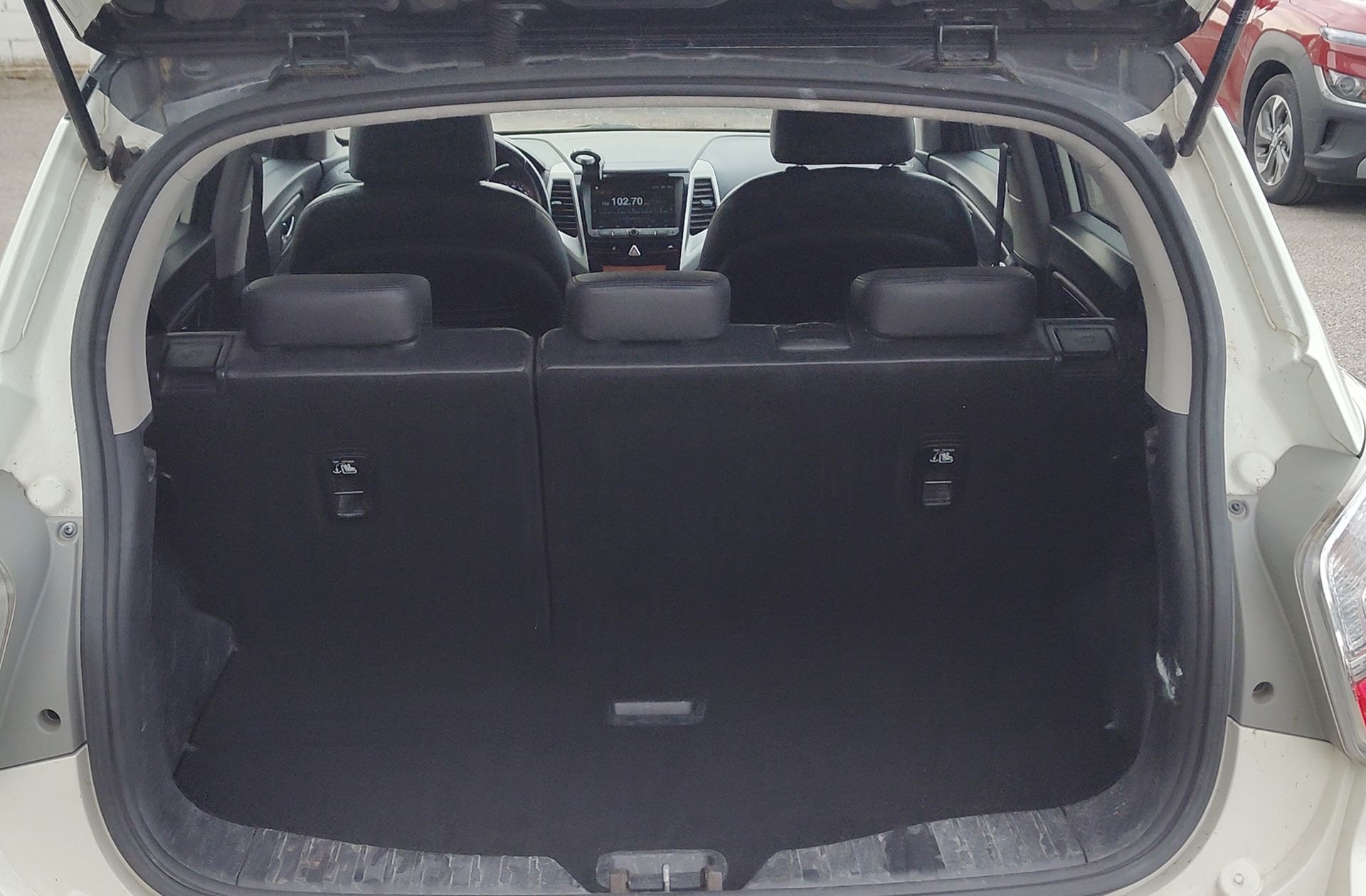 SsangYong Tivoli G16 Limited 4x2 - foto 14