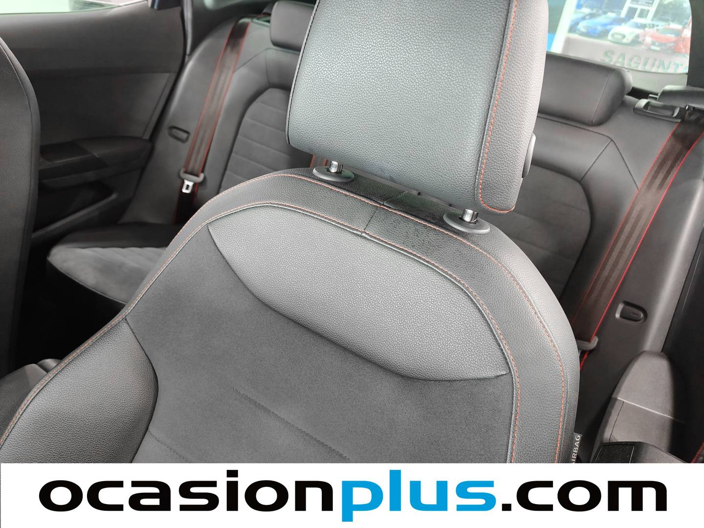 Foto Seat Arona SEAT Arona 1.5 TSI S&S FR XL DSG (150 CV)