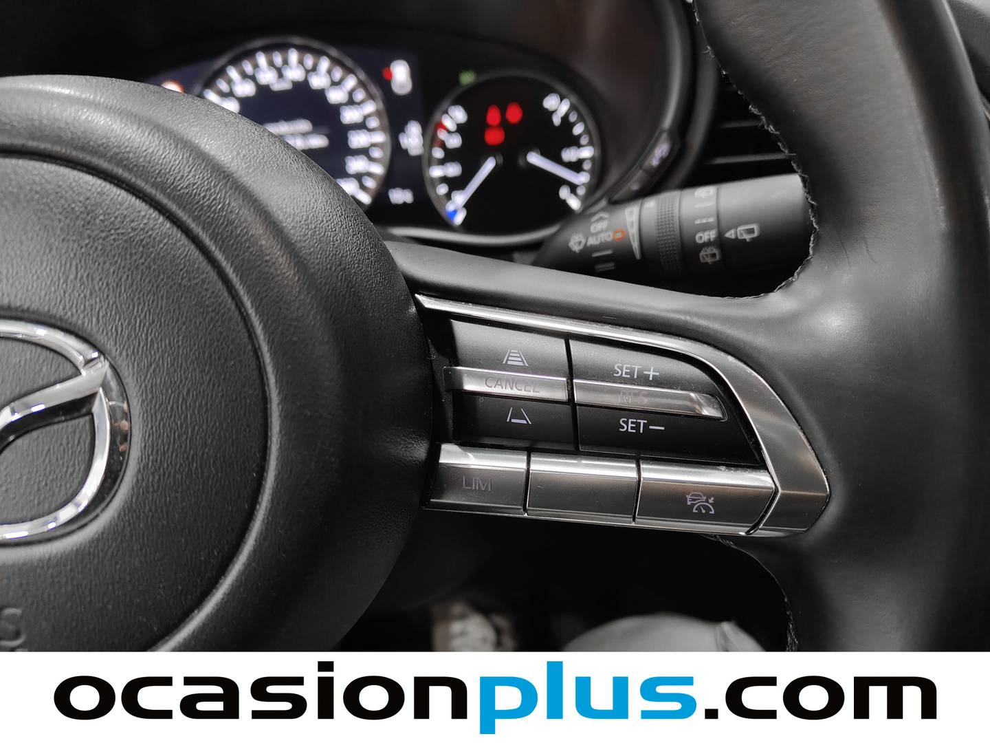 Foto Mazda CX-30 Mazda CX-30 e-SKYACTIV-X Homura 2WD AT (186 CV)