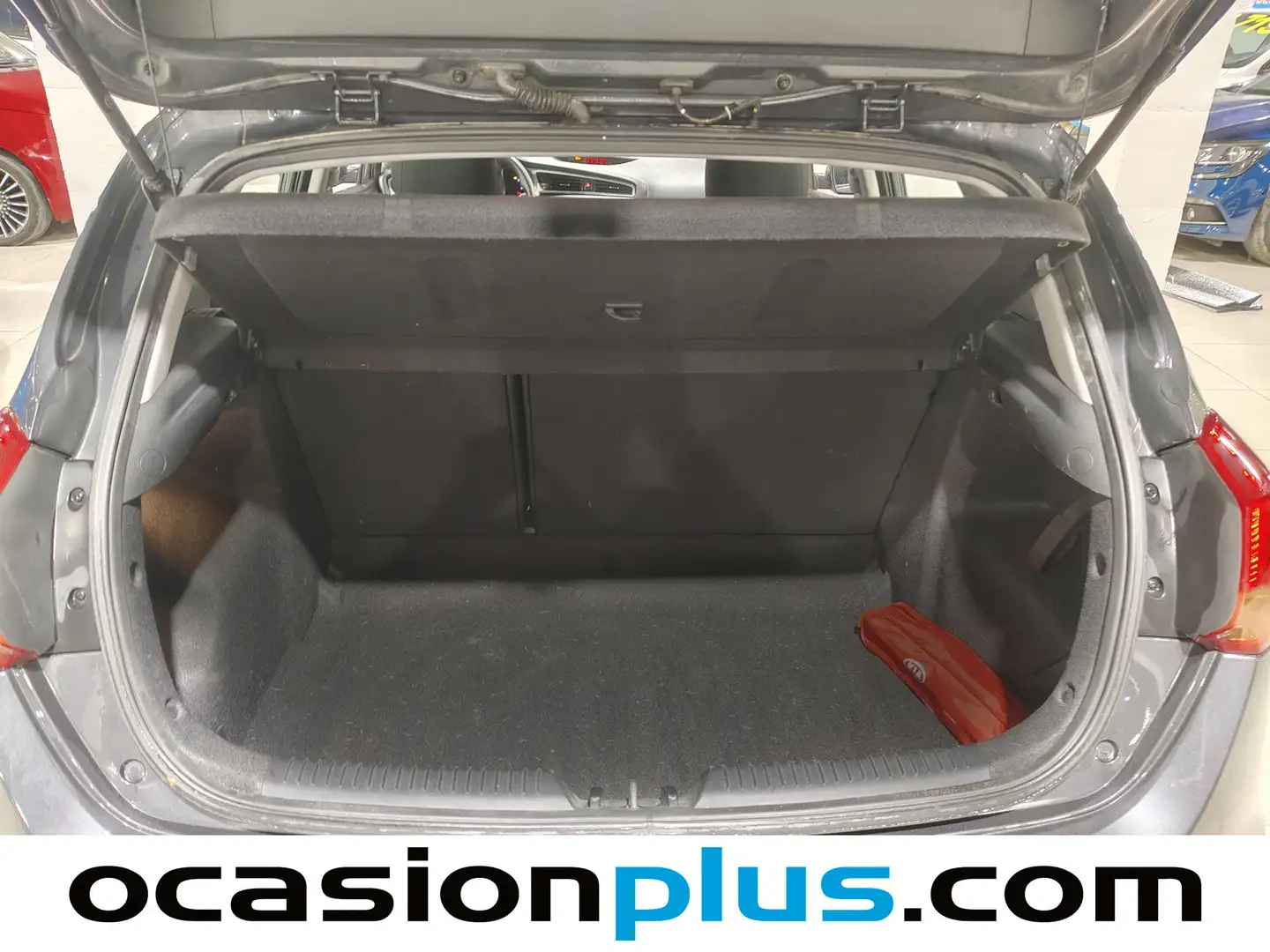 Foto KIA Ceed Kia Ceed 1.4 CRDi WGT Business (90 CV)