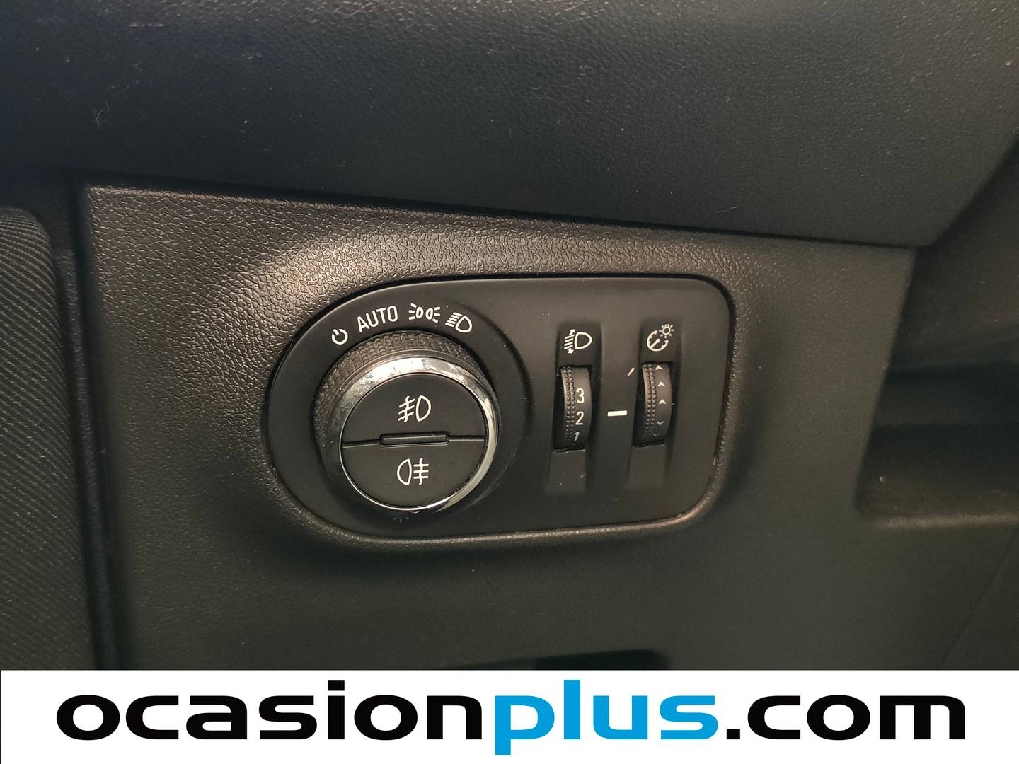 Extras del Opel Corsa Opel Corsa 1.4 GLP Selective (90 CV)