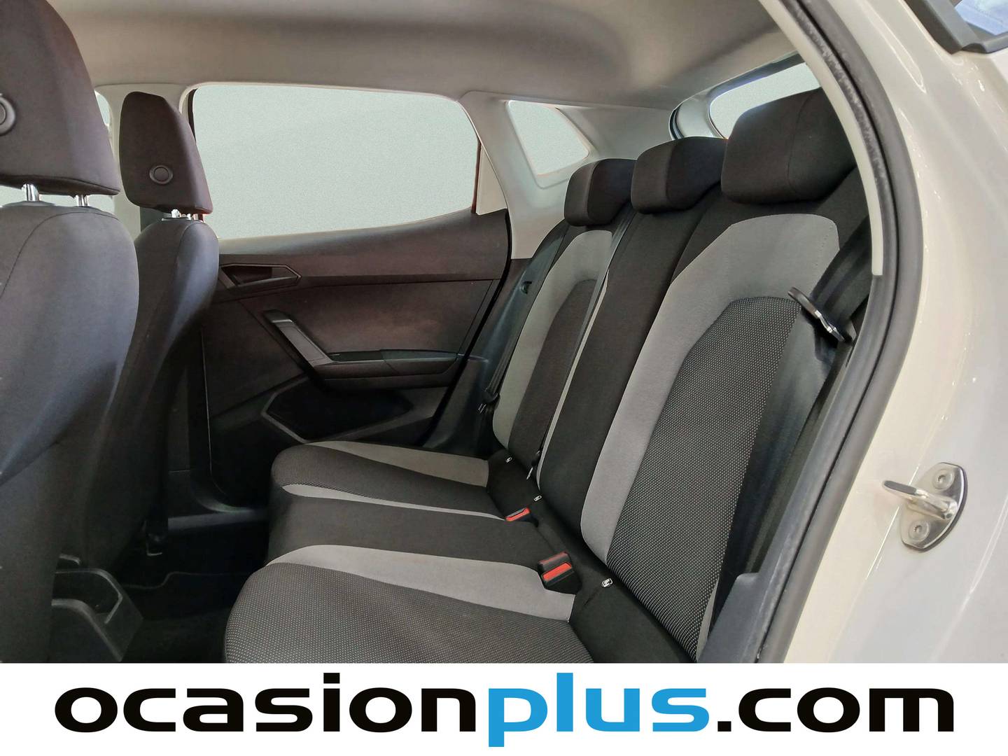 Foto asientos traseros Seat Ibiza Seat Ibiza 1.0 TSI Style Go2 (110 CV)
