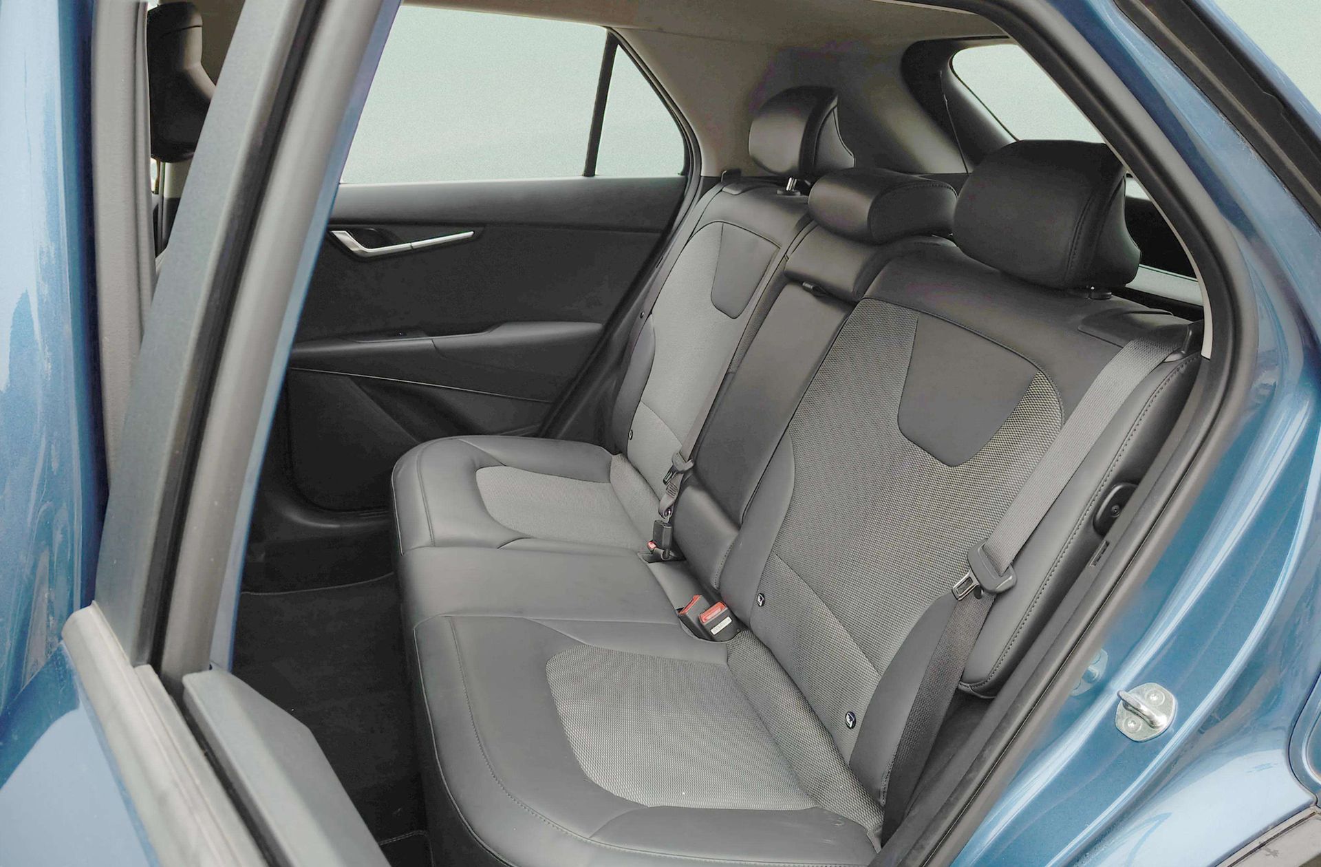 Kia Niro 1.6 GDi HEV Híbrido Drive - foto 13