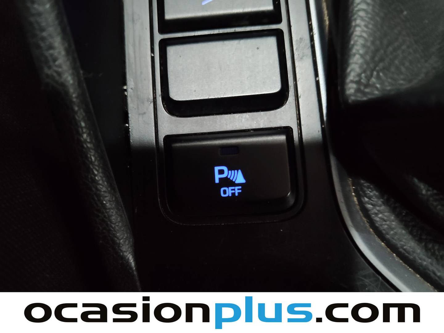Extras y acabados del Hyundai Tucson Hyundai Tucson 1.6 GDI BlueDrive Essence 4x2 (131 CV)