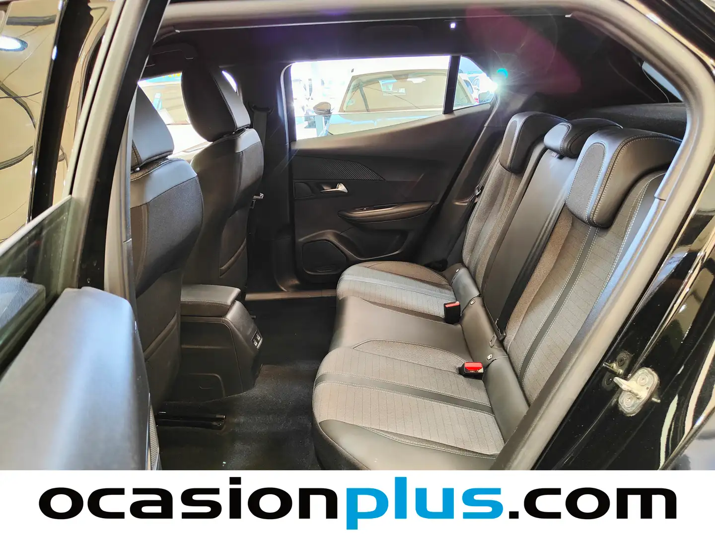 Foto Peugeot 2008 Peugeot 2008 PureTech 100 S&S Allure (100 CV)