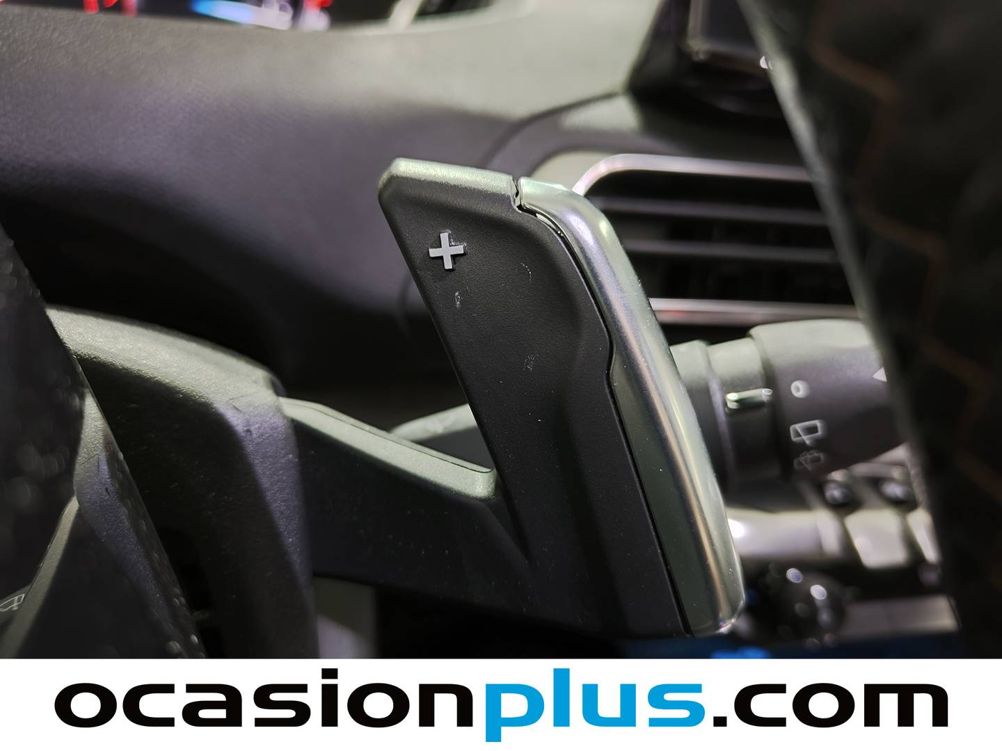 Foto Peugeot 3008 Peugeot 3008 PureTech 130 S&S GT EAT8 (130 CV)