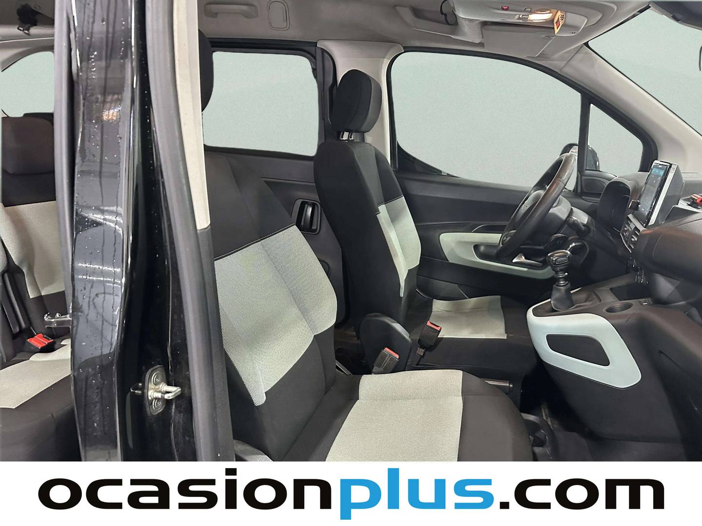 Foto Citroën Berlingo Citroen Berlingo Combi BlueHDi 130 S&S Feel Talla XL (130 CV)