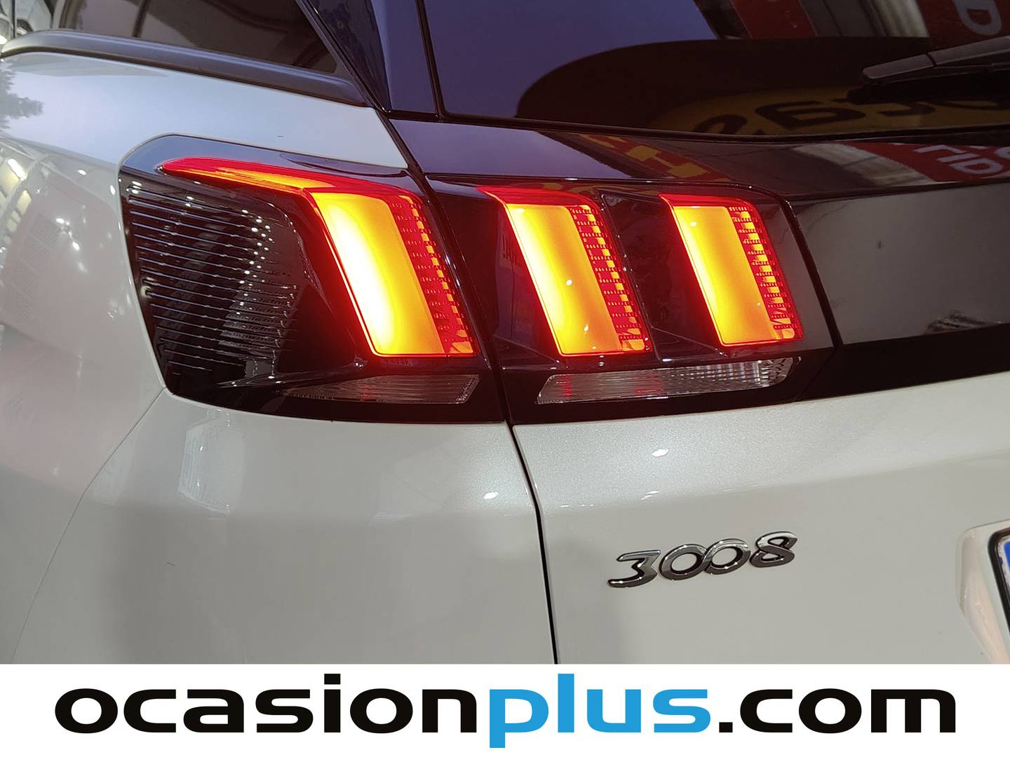 Peugeot 3008 Peugeot 3008 PureTech 130 Allure EAT6 (130 CV) km 0