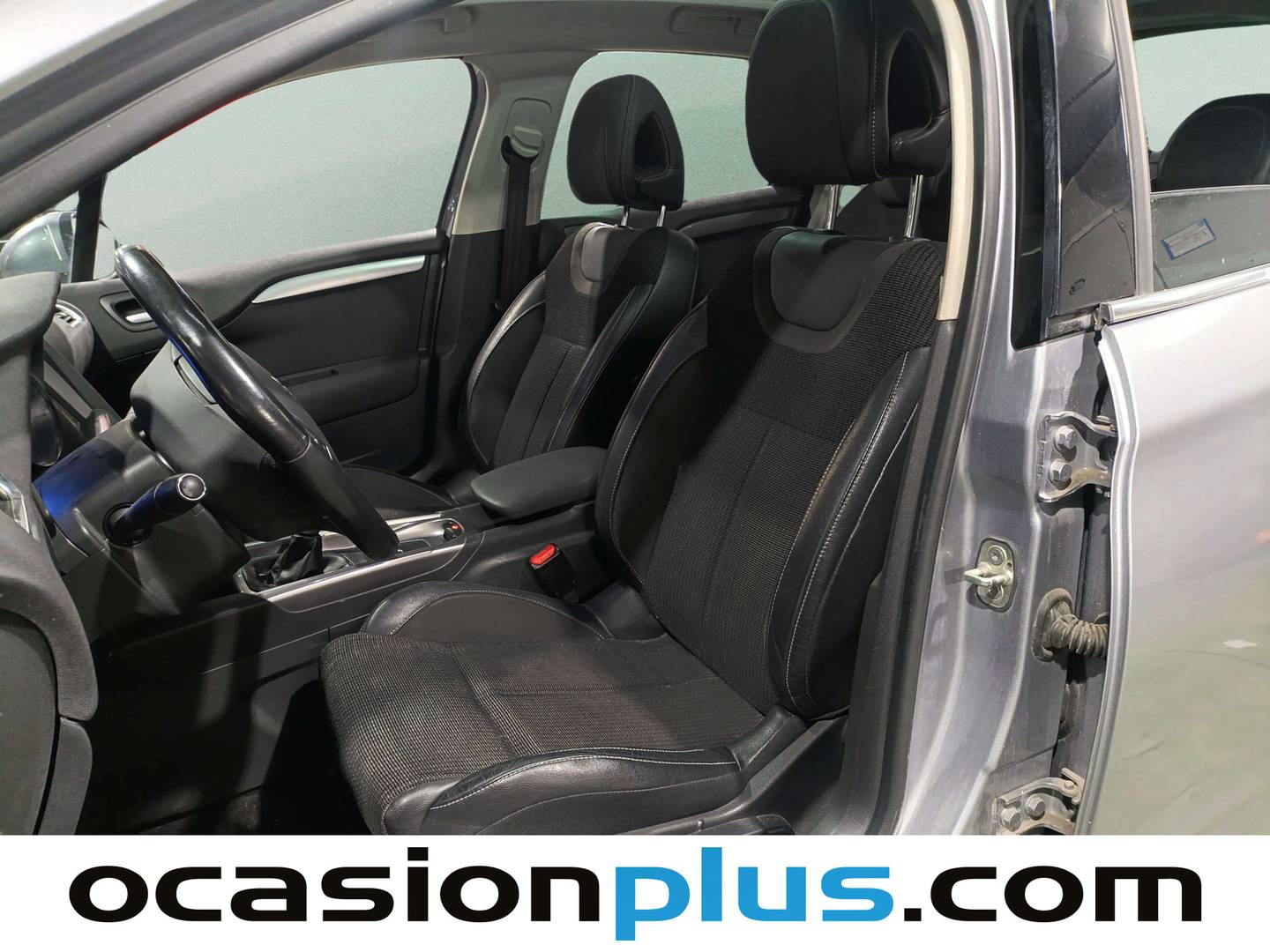 Foto asientos delanteros Citroën C4 Citroën C4 PureTech 130 Feel Edition (130 CV)