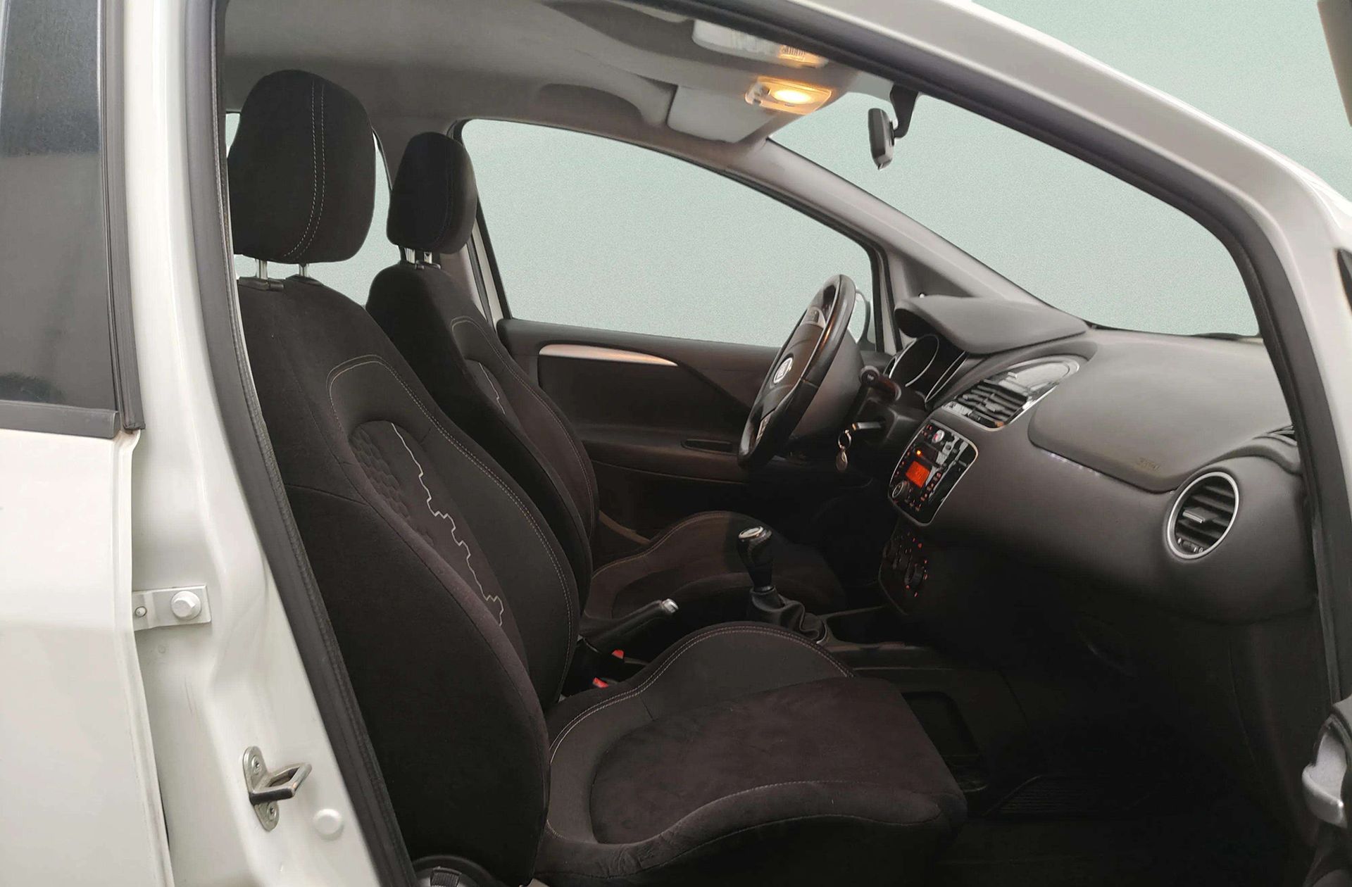 Fiat Punto 1.3 MultiJet Easy - foto 13