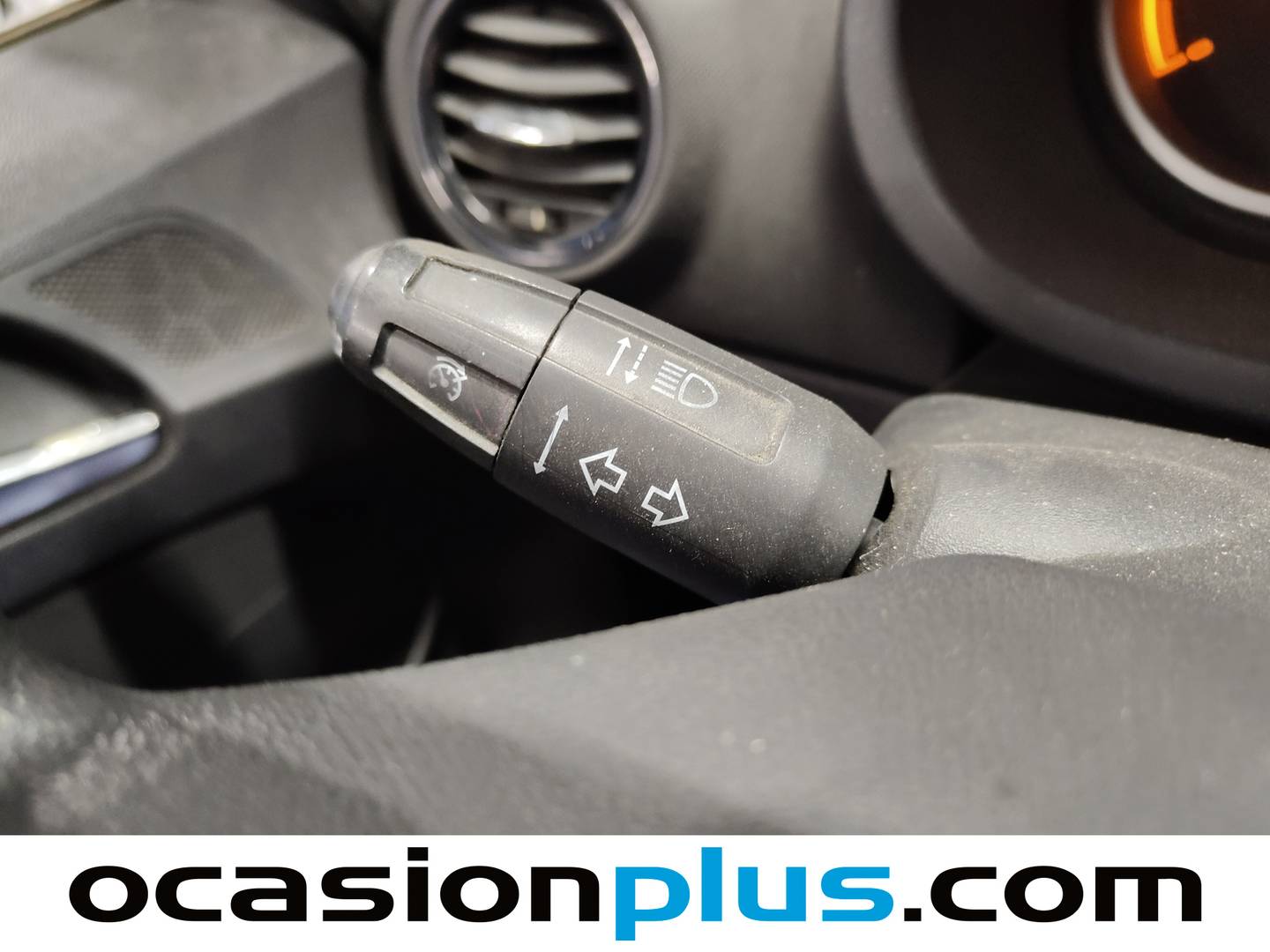 Extras y acabados del Opel Corsa Opel Corsa 1.3 CDTI Enjoy (75 CV)