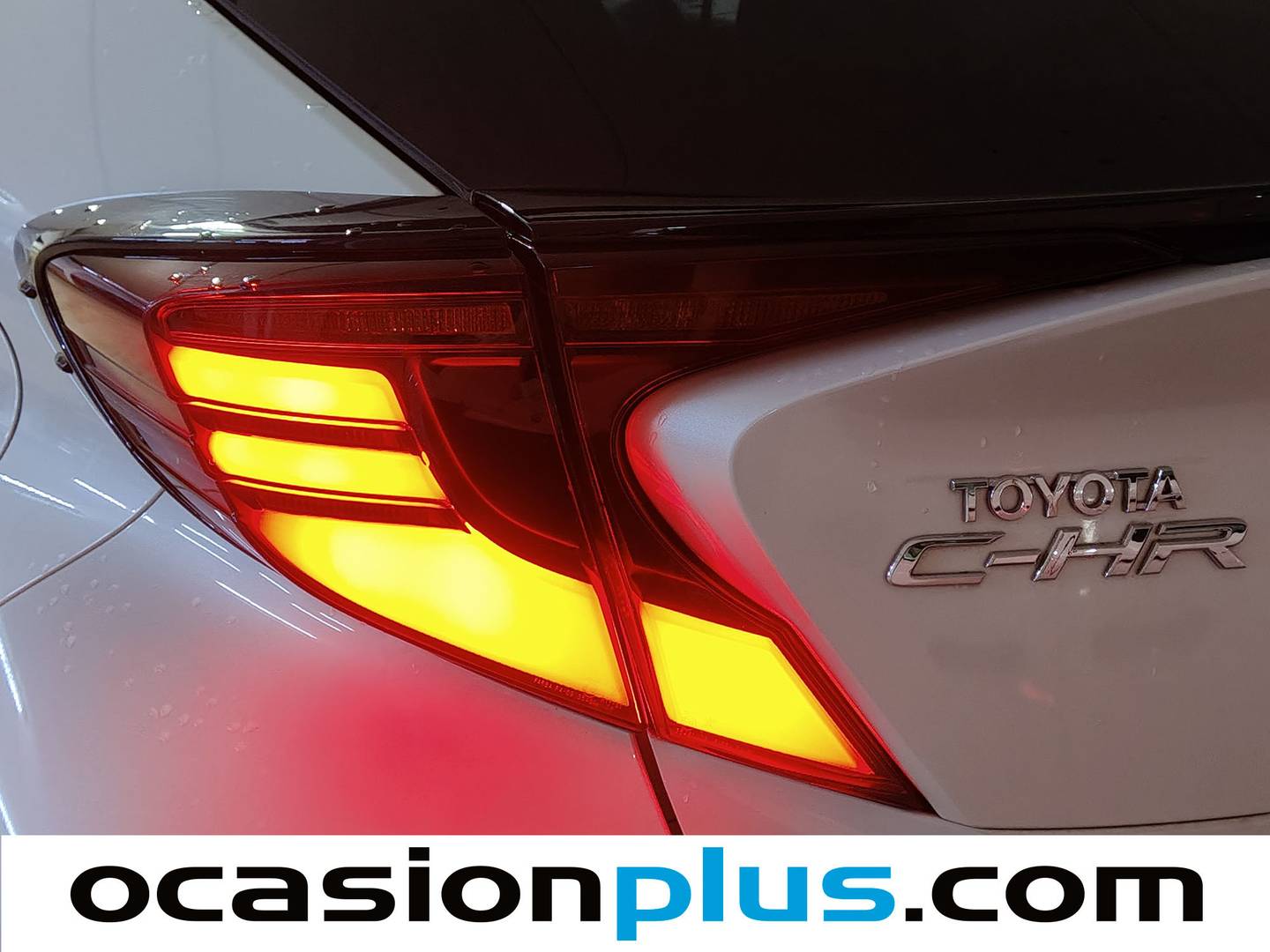 Foto Toyota C-HR Toyota C-HR 180H GR Sport (184 CV)