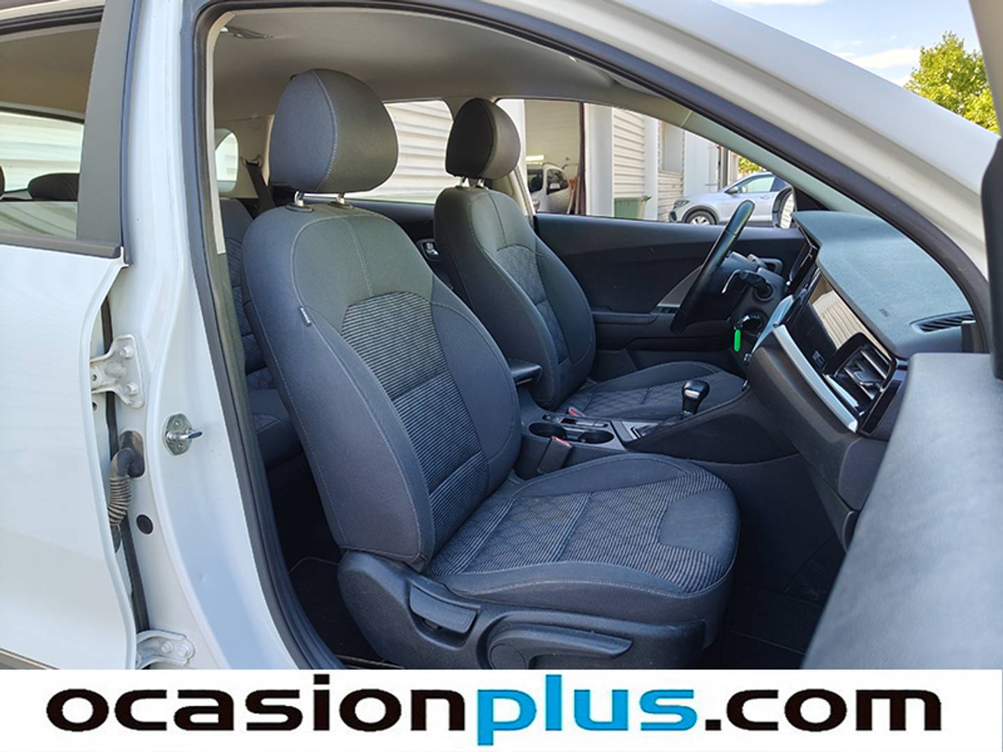 Foto KIA Niro Kia Niro 1.6 GDi PHEV Híbrido Concept (141 CV)