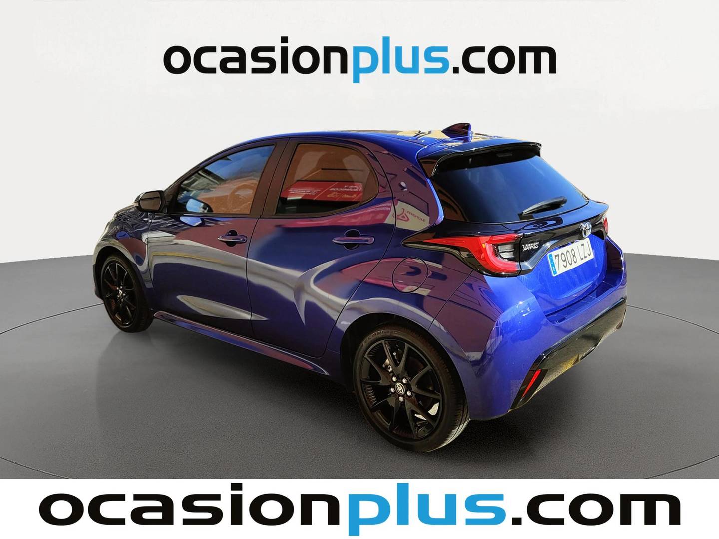 Foto trasera Toyota Yaris Toyota Yaris 120H Style 85 kW (116 CV) izquierda