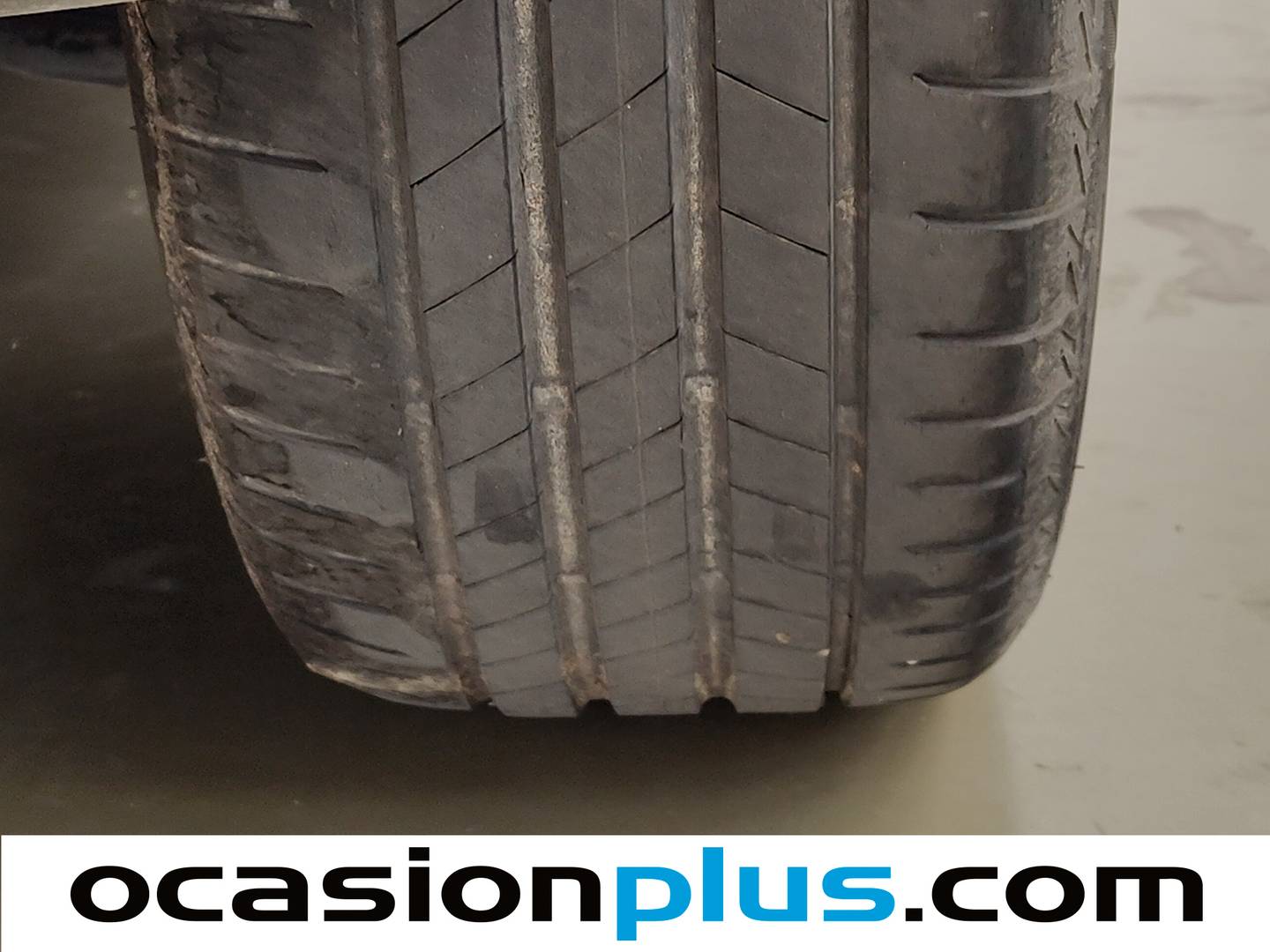 Foto Jeep Compass Jeep Compass 1.3 Gse Night Eagle FWD MT (130 CV)