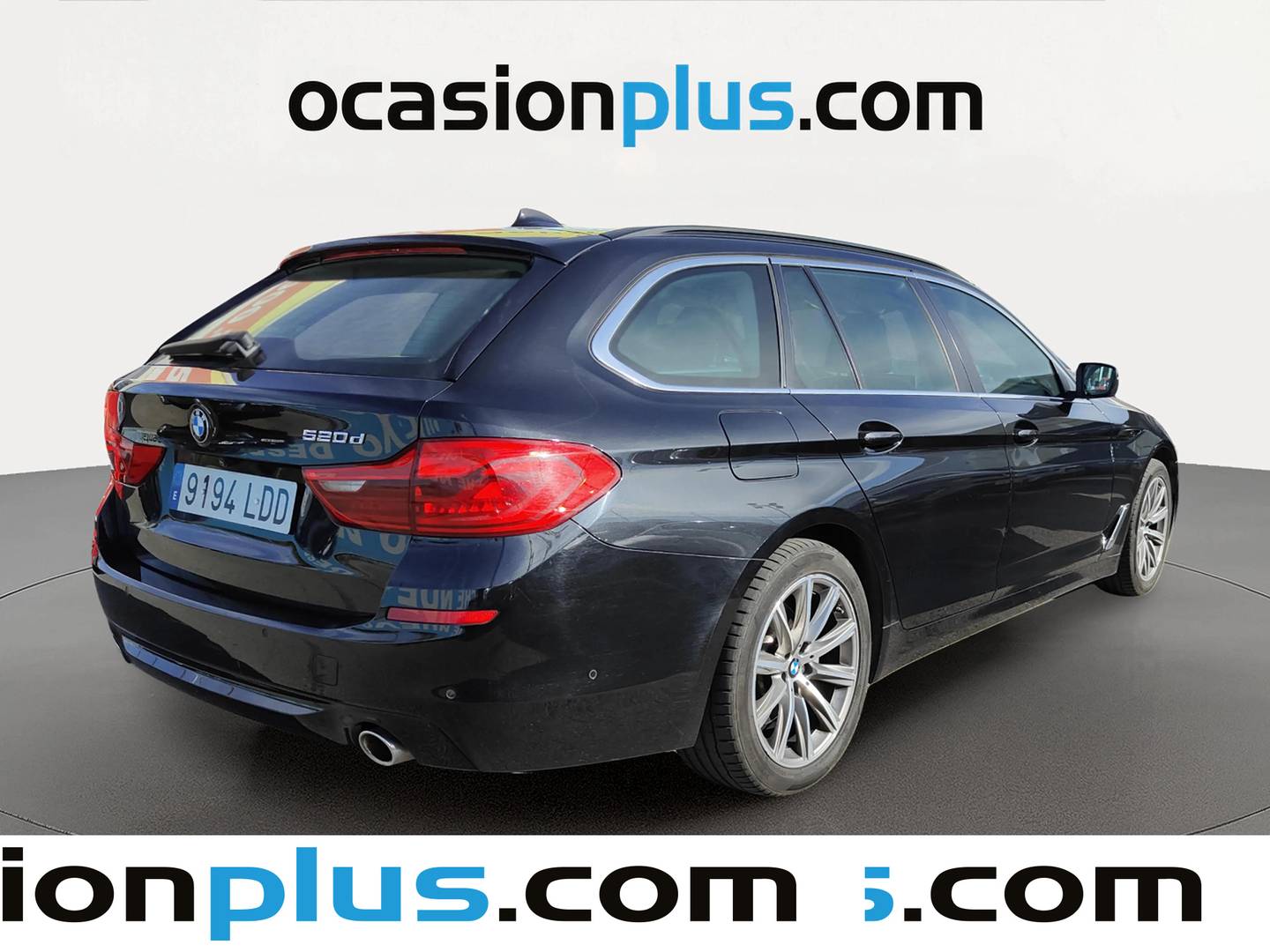 Foto trasera BMW Serie 5 BMW Serie 5 520d Touring (190 CV) derecha