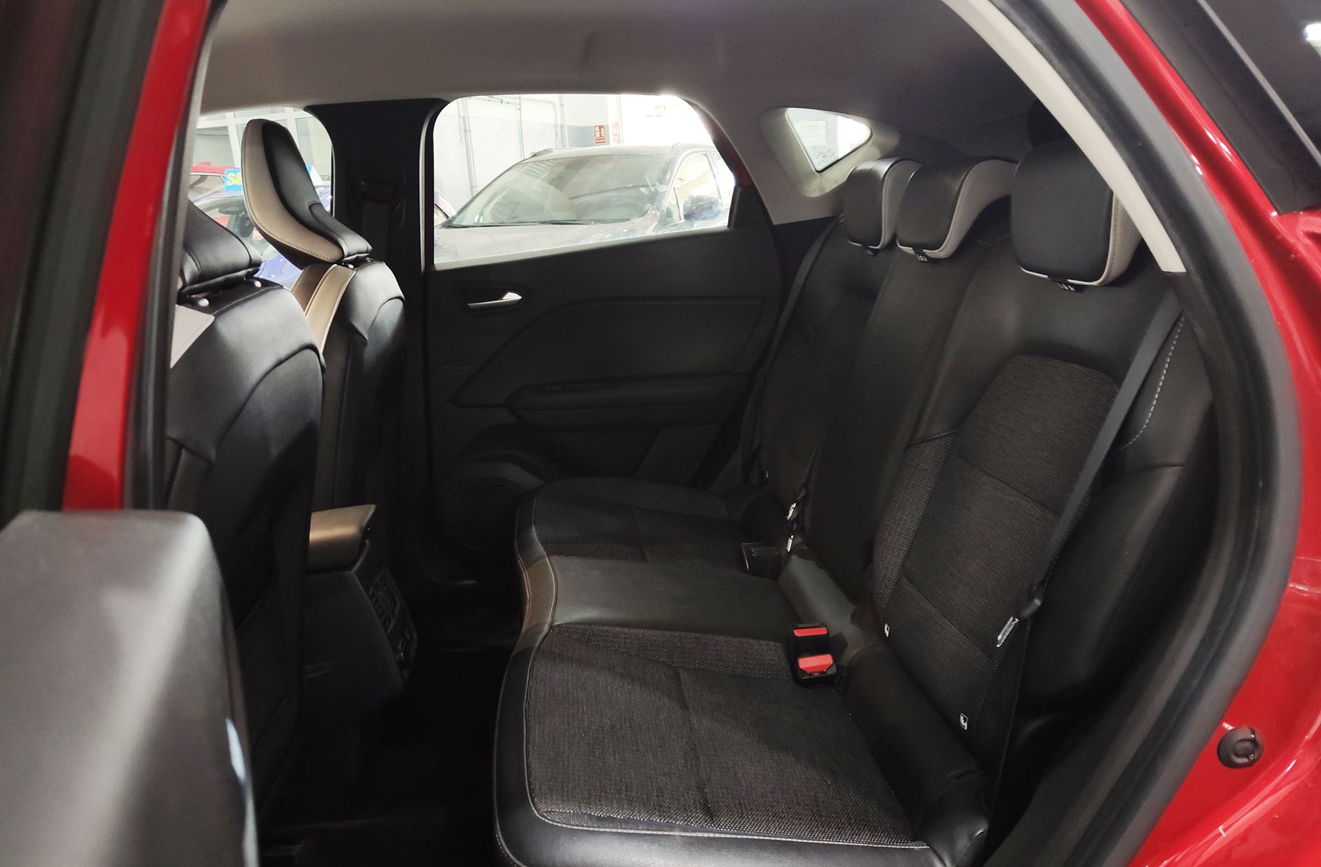 Renault Captur Techno TCe - foto 12