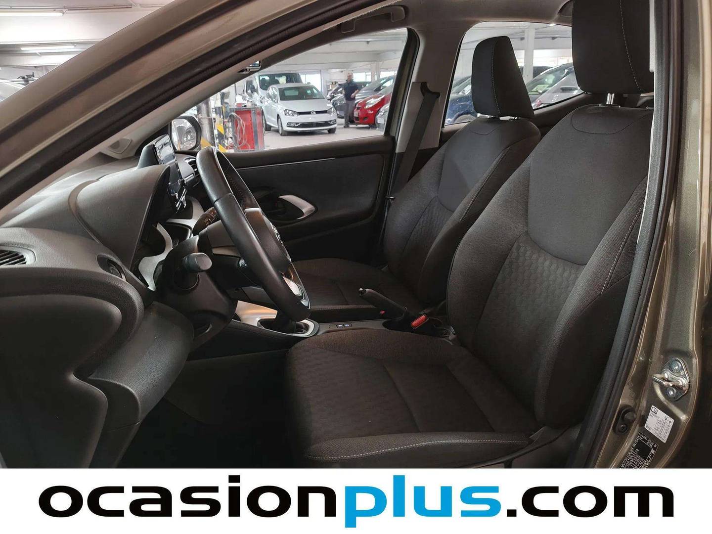 Foto asientos delanteros Toyota Yaris Toyota Yaris 1.5 S-Edition (125 CV)