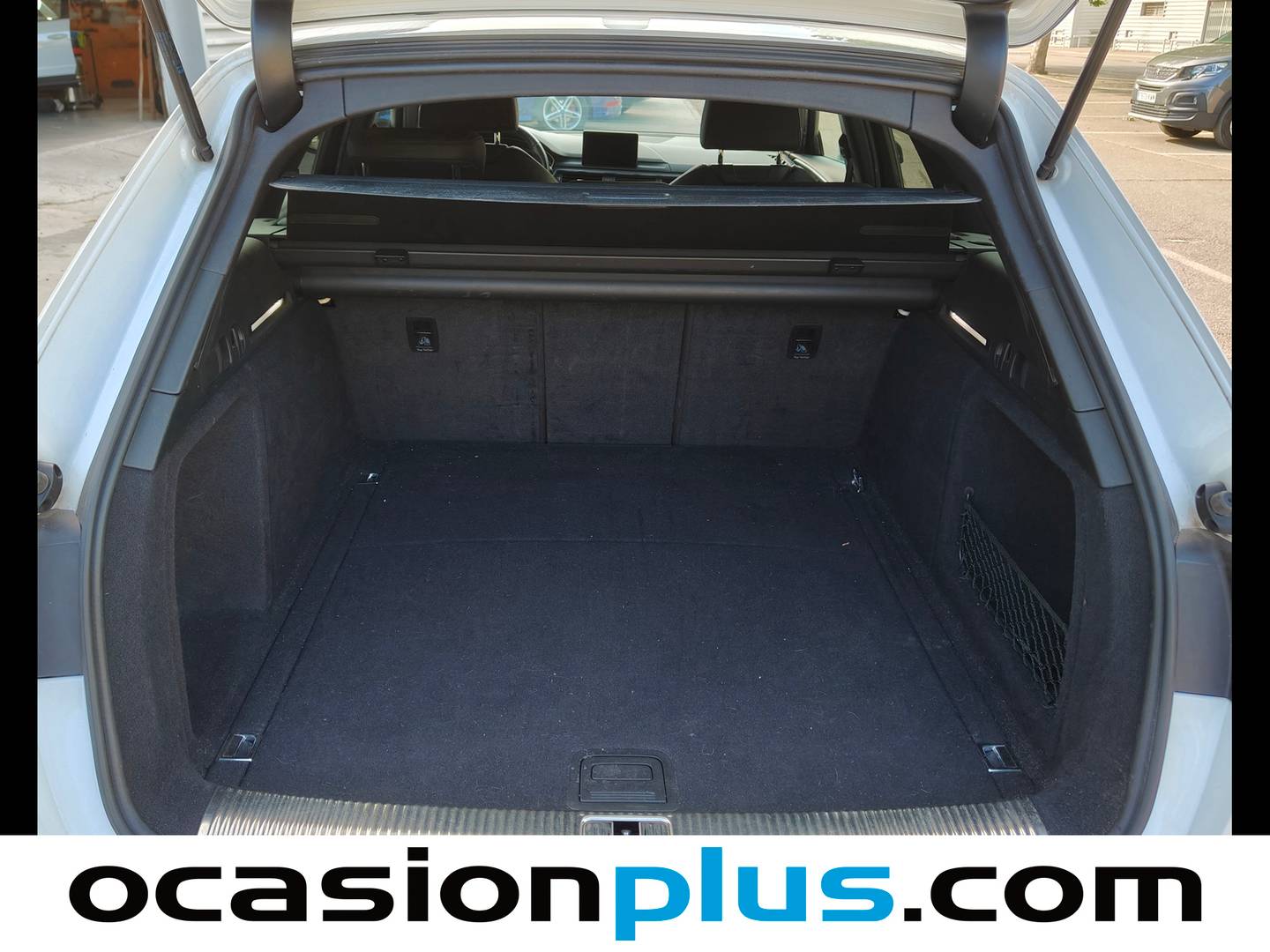 Fotos maletero Audi A4 Audi A4 Avant Black line edition 2.0 TDI (150 CV)