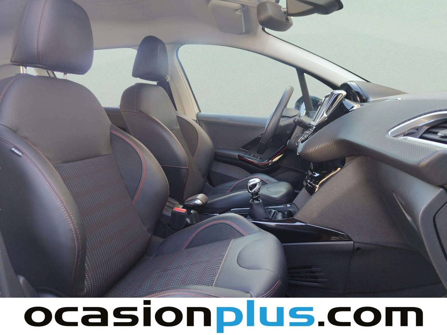 Peugeot 2008 Peugeot 2008 PureTech 130 S&S GT Line (130 CV) de segunda mano