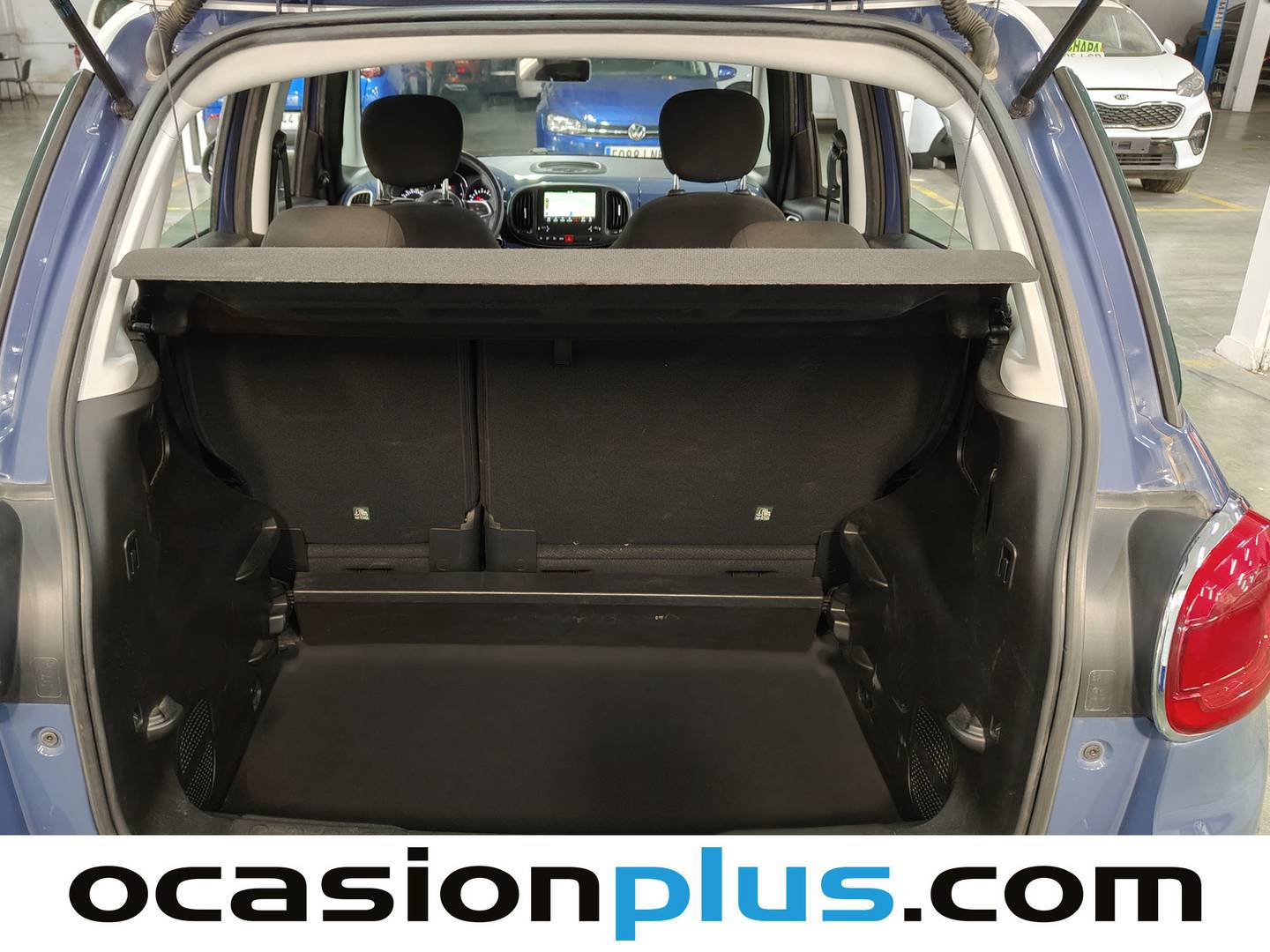 Fotos maletero Fiat 500L Fiat 500L 1.4 16v Mirror (95 CV)