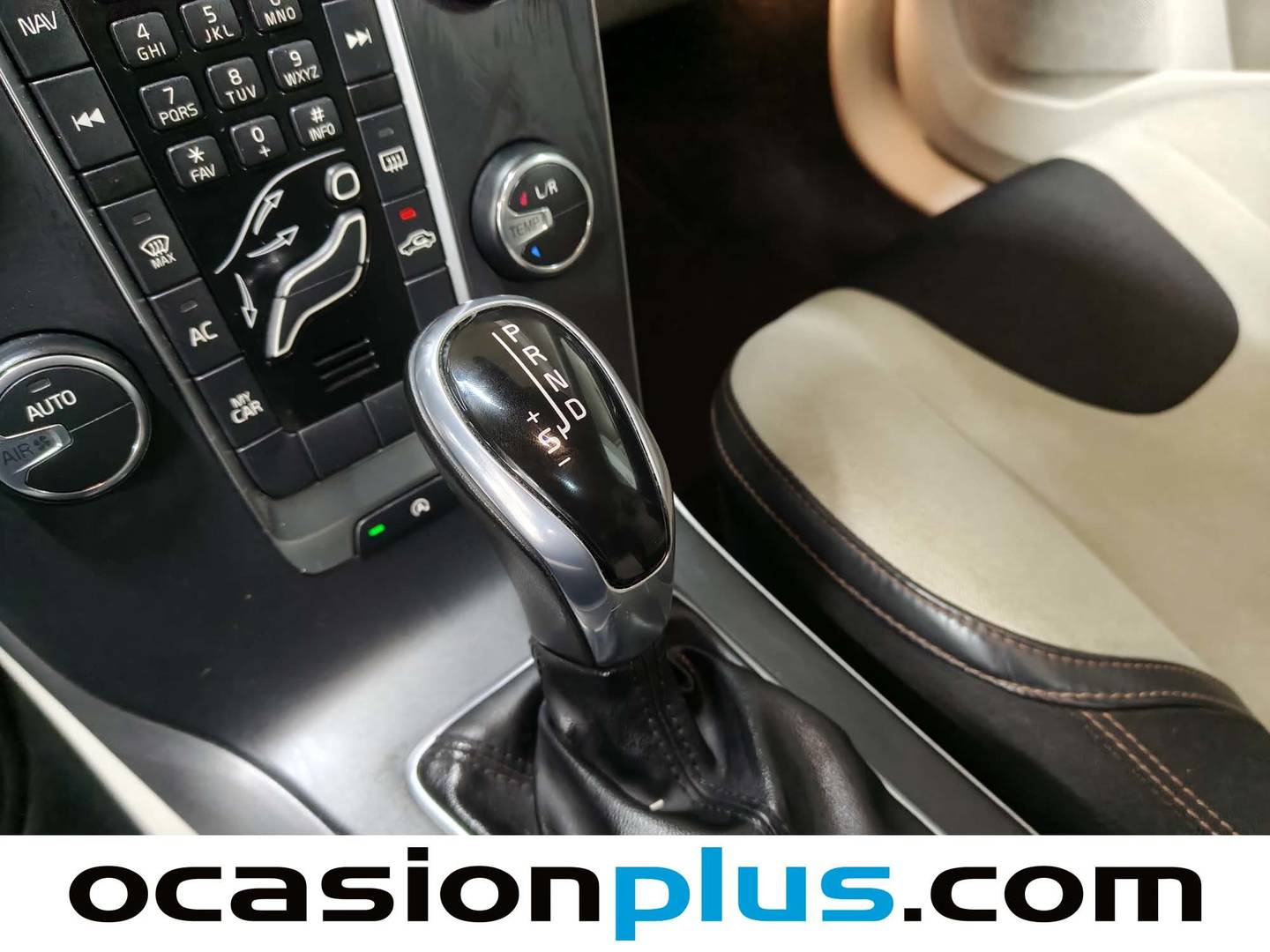 Volvo V40 Cross Country Volvo V40 Cross Country D3 Momentum Auto (150 CV) de segunda mano