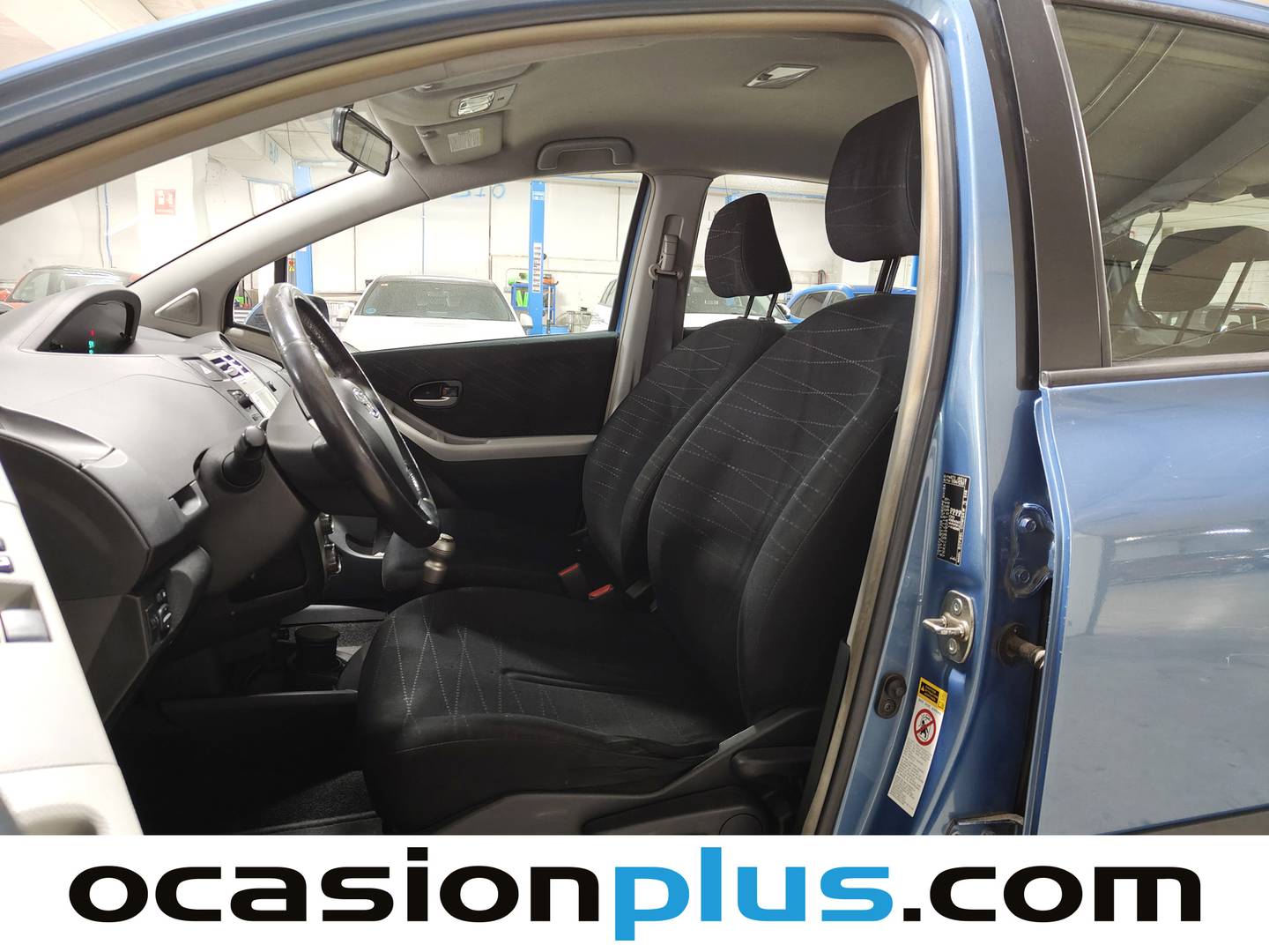 Foto asientos delanteros Toyota Yaris Toyota Yaris 1.3 VVT-i Yaris (87 CV)