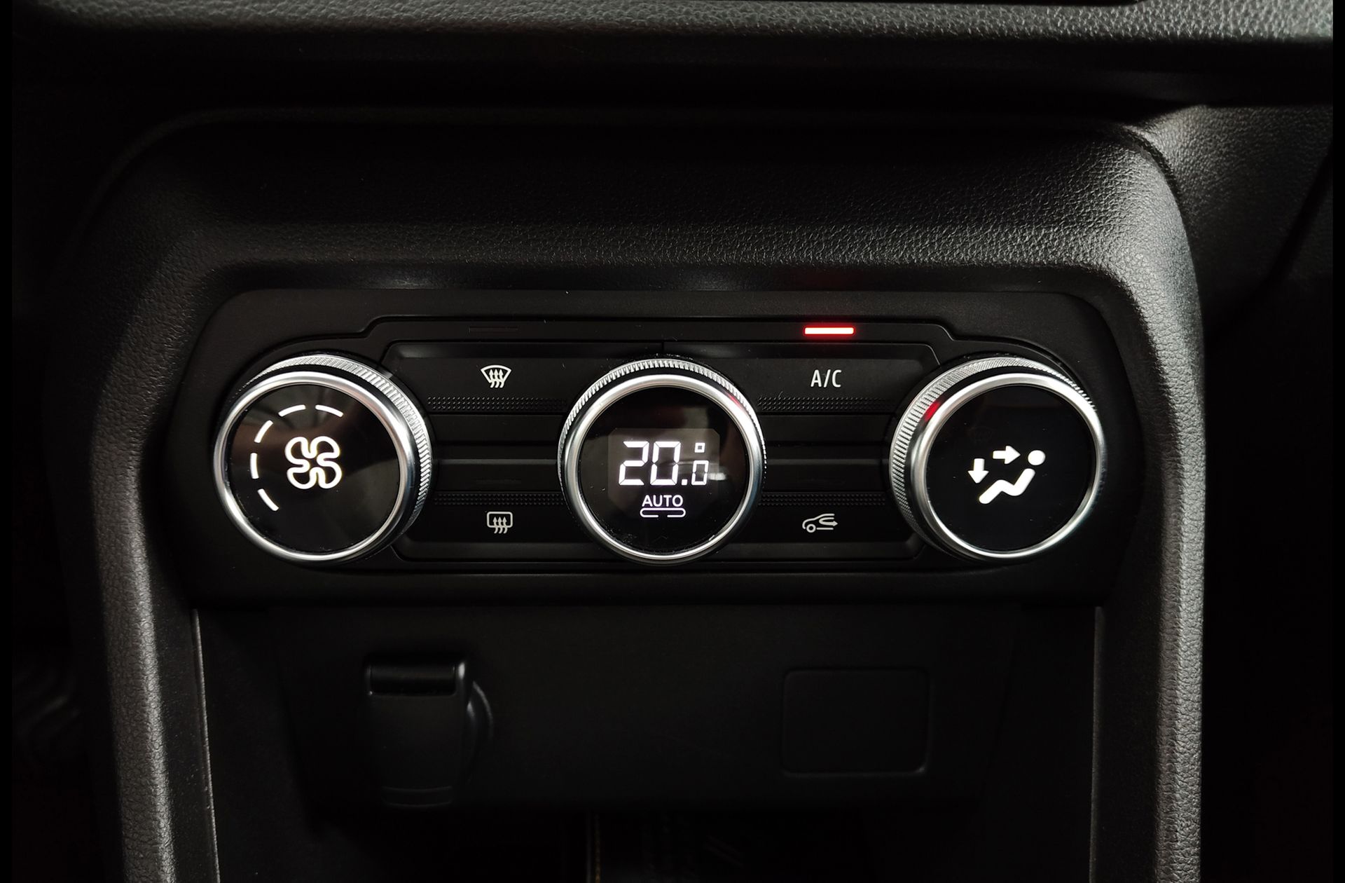 Dacia Sandero Stepway Comfort TCe - foto 28