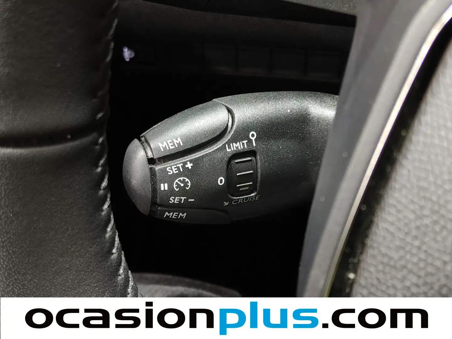 Foto Peugeot 2008 Peugeot 2008 PureTech 100 S&S Allure (100 CV)