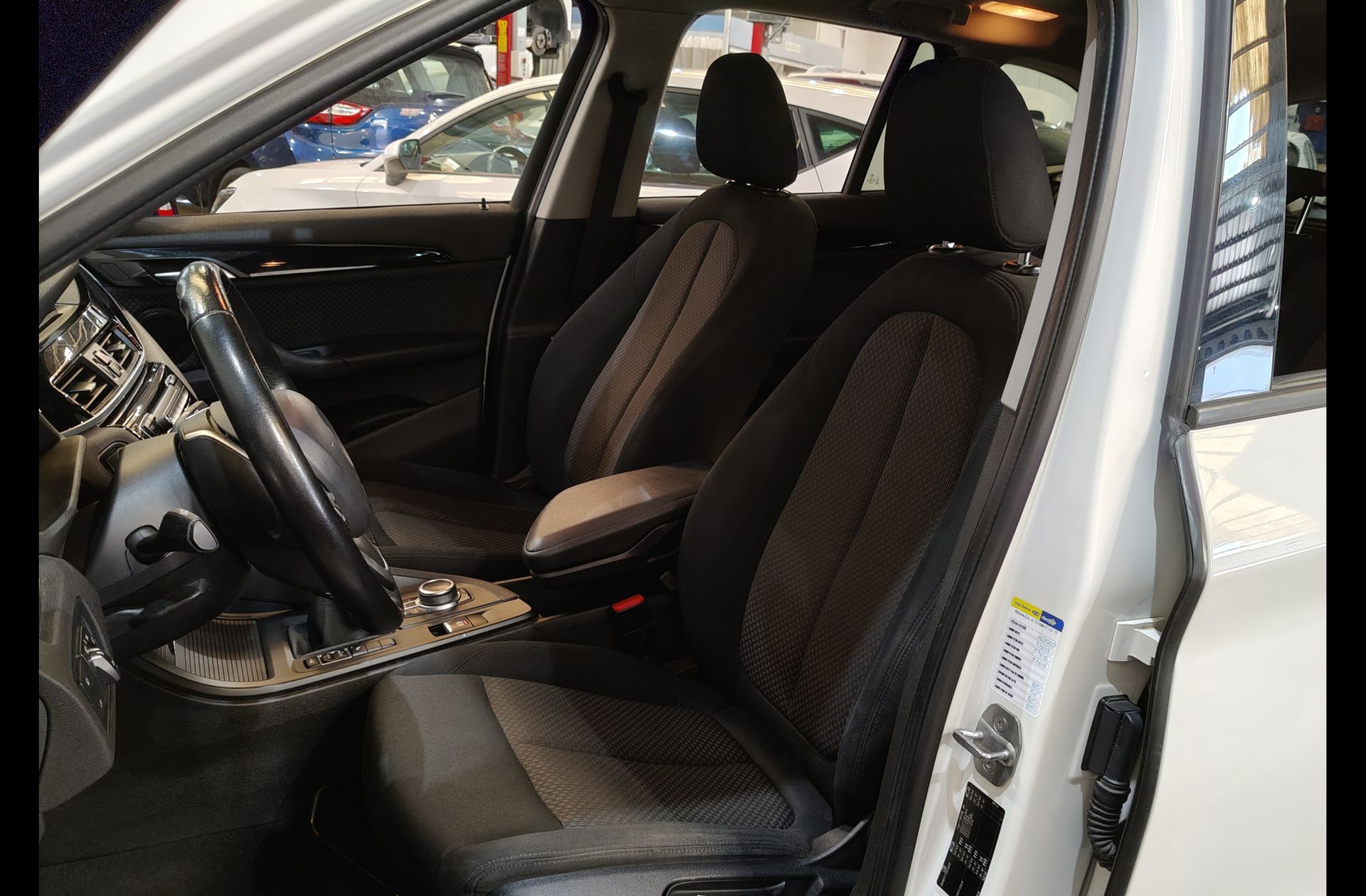BMW X1 sDrive18i - foto 12