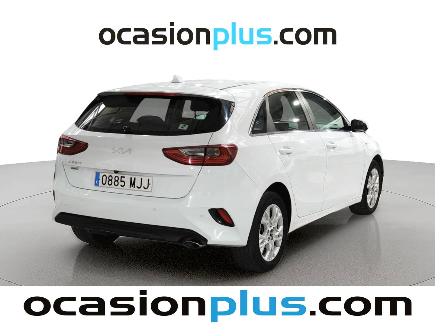 Foto trasera KIA Ceed KIA Ceed 1.6 MHEV iMT Drive (136 CV) derecha
