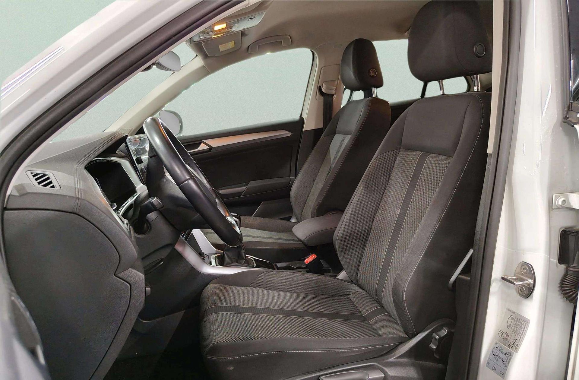 Volkswagen T-Roc Life 1.5 TSI - foto 11
