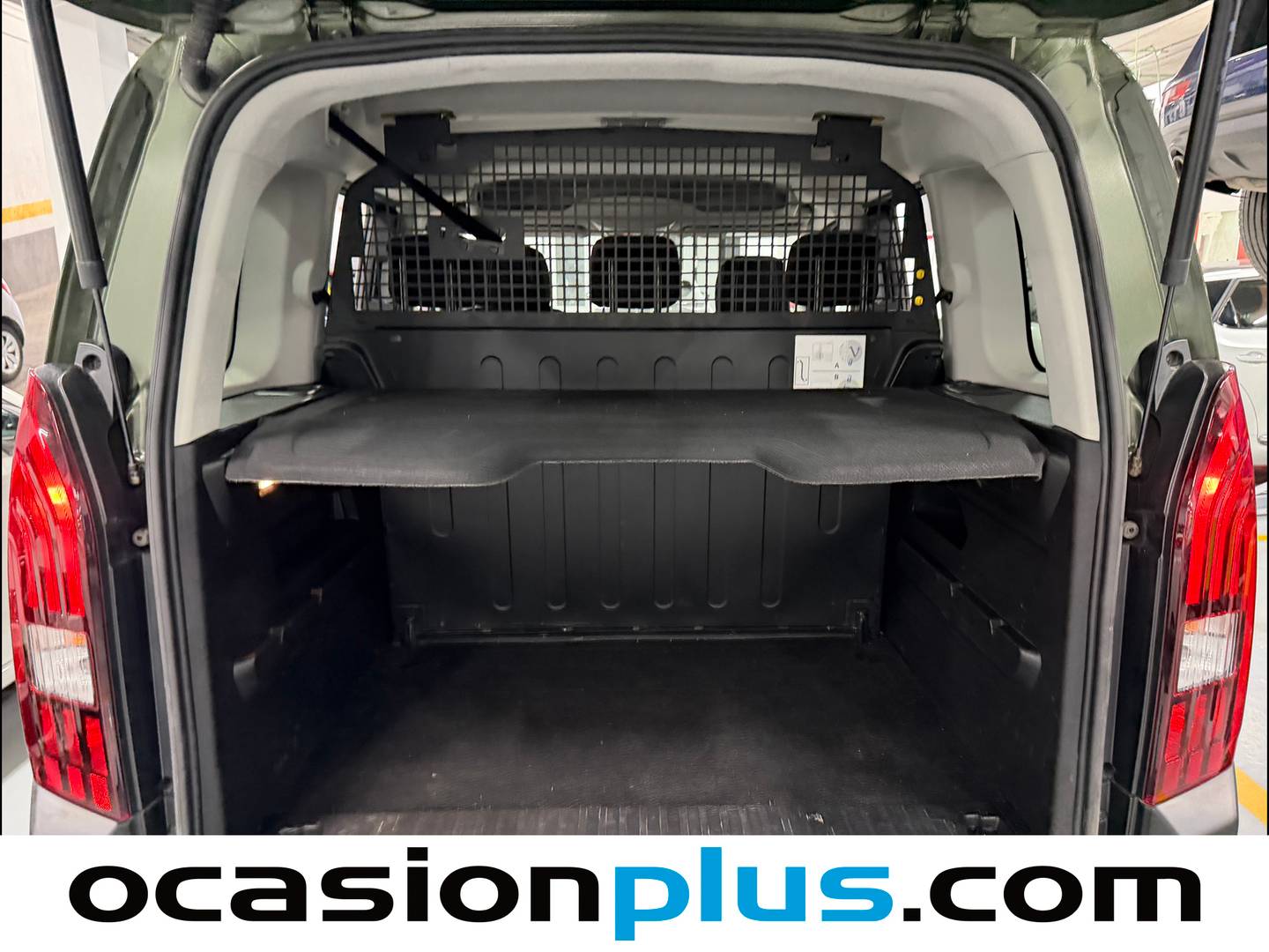 Foto Peugeot Rifter Peugeot Rifter BlueHDi 130 S&S Allure Business Standard (130 CV)