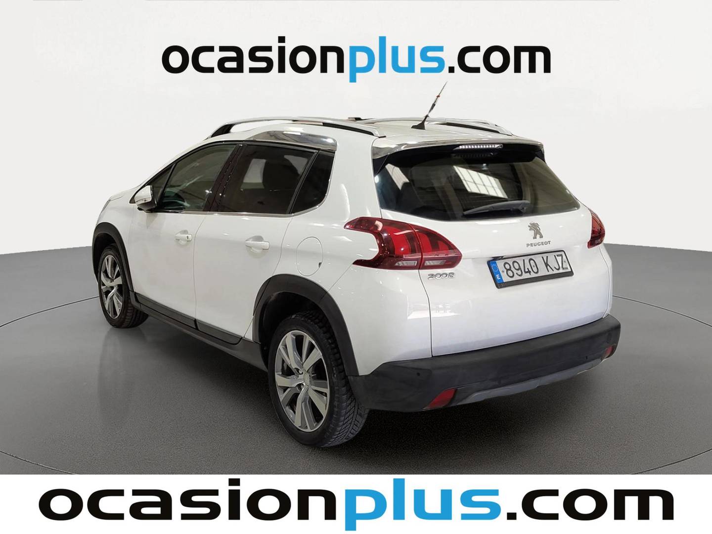 Foto delantera Peugeot 2008 Peugeot 2008 PureTech 110 S&S Allure (110 CV) derecha