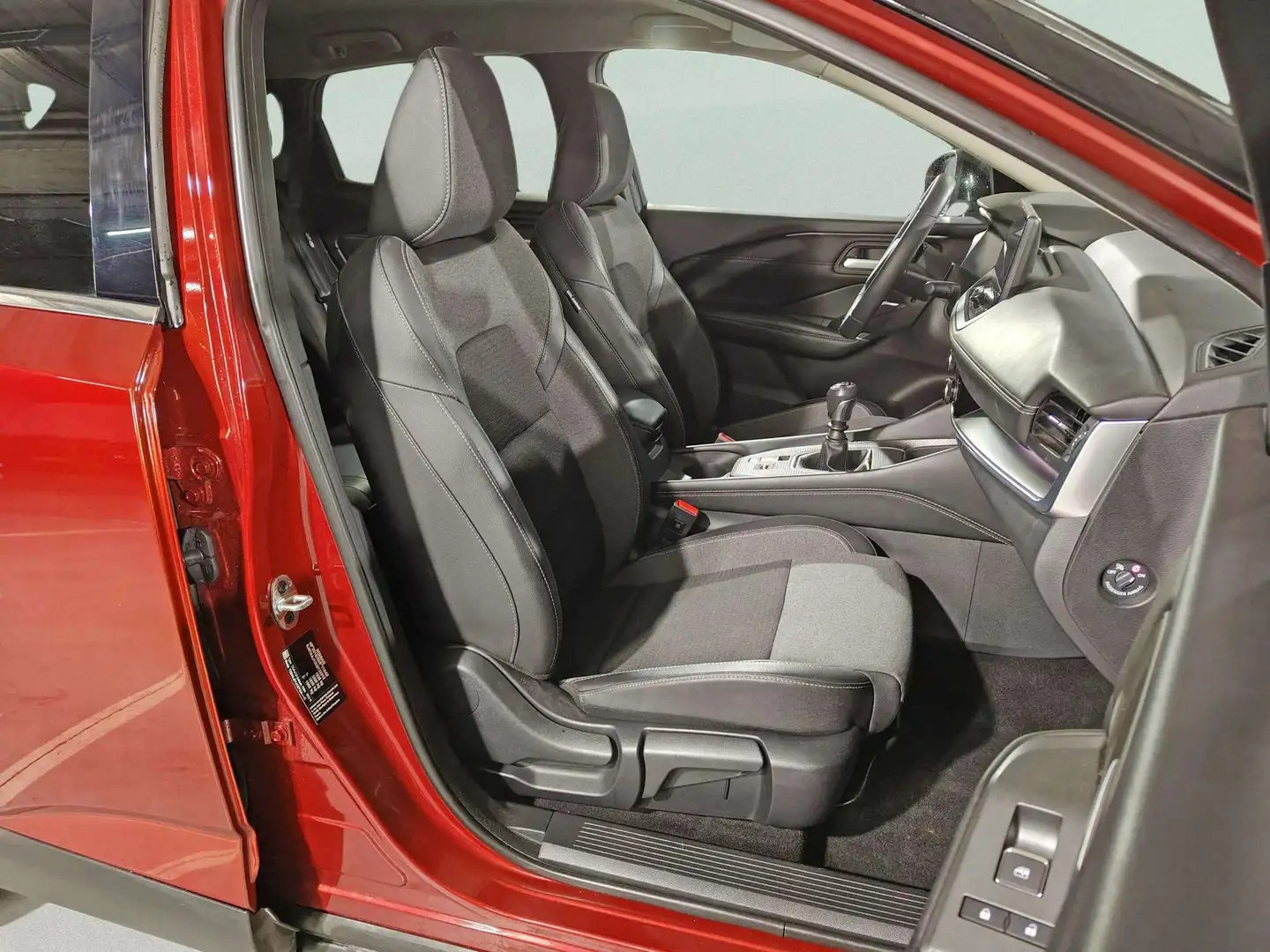 Foto Nissan QASHQAI Nissan Qashqai DIG-T 140 N-Connecta (140 CV)