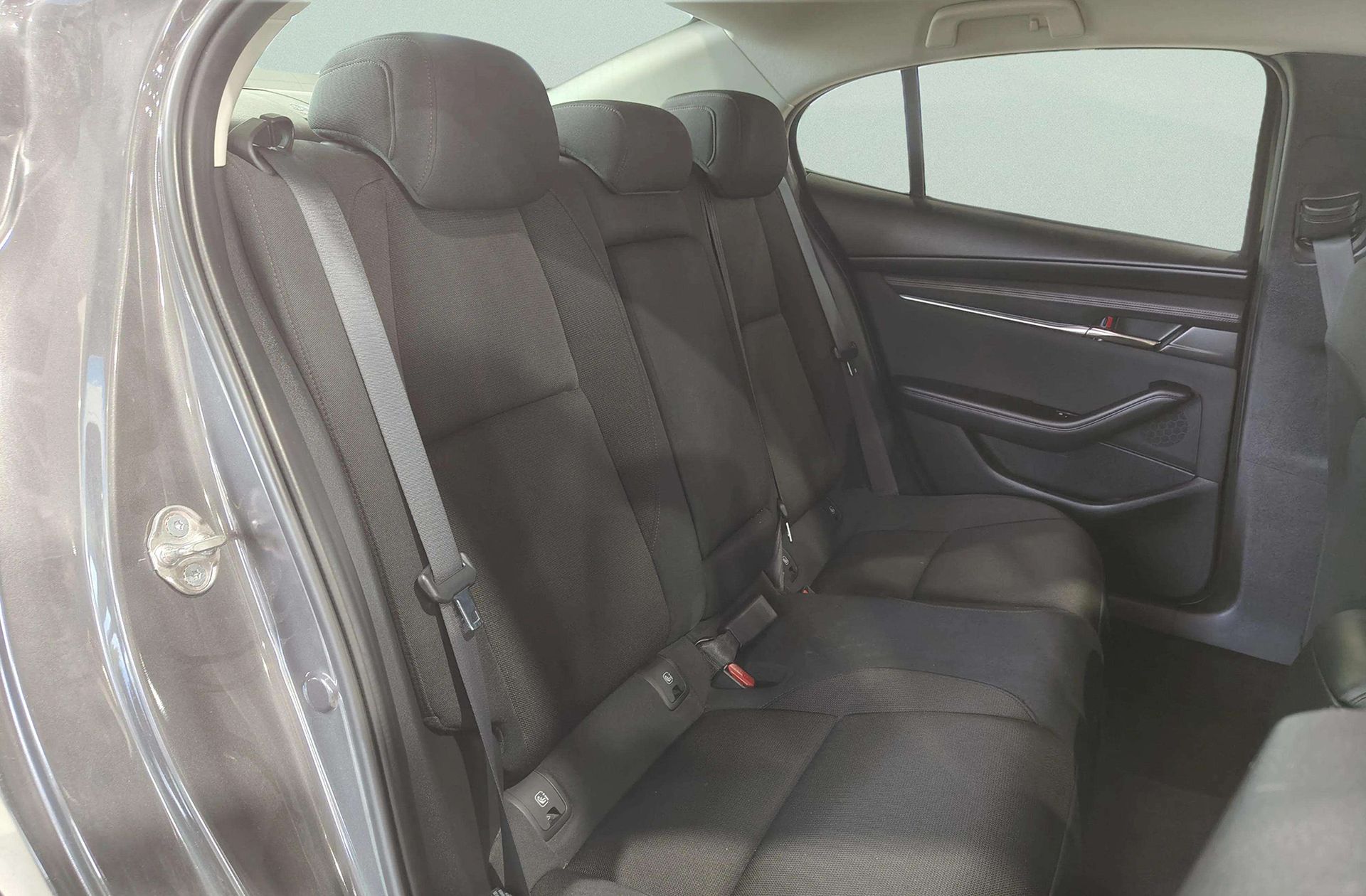 Mazda Mazda3 2.0 e-SKYACTIV-G Zenith - foto 17