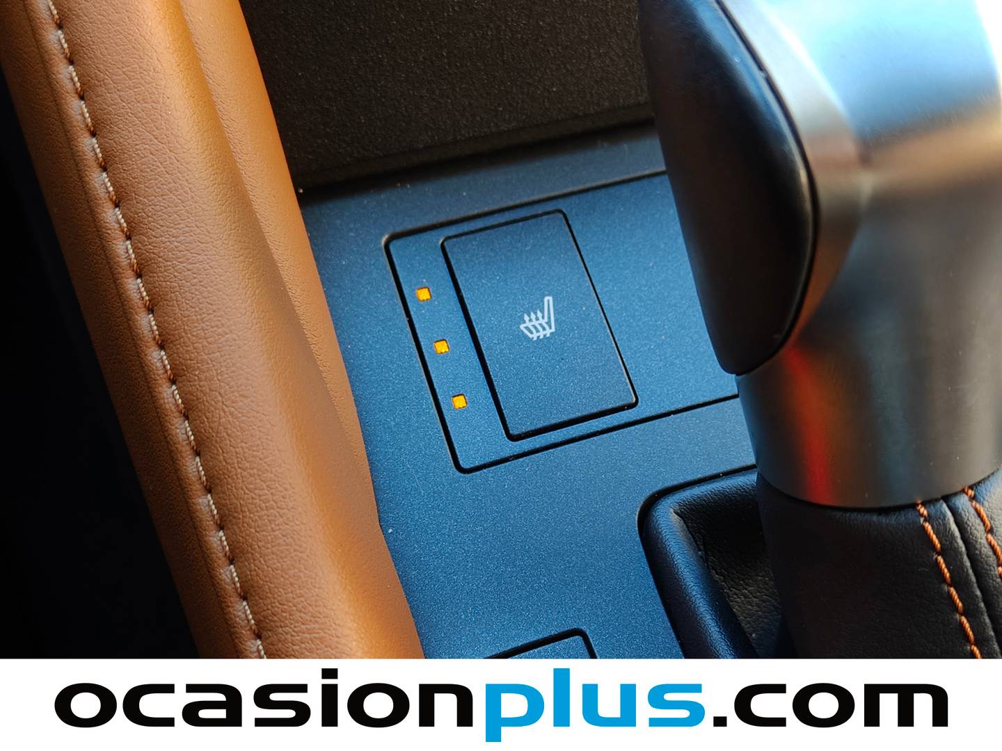 Acabados Lexus RC Lexus RC 300h Business Navigation (223 CV)