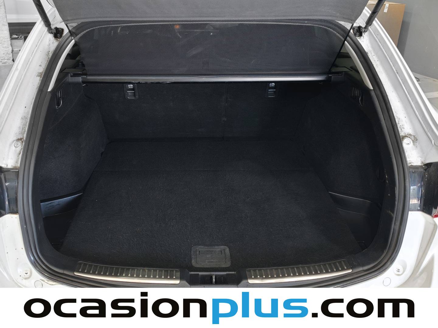 Fotos maletero Mazda Mazda6 Mazda Mazda 6 2.2 DE WAGON Luxury + Pack Premium + Pack Travel AT (175 CV)