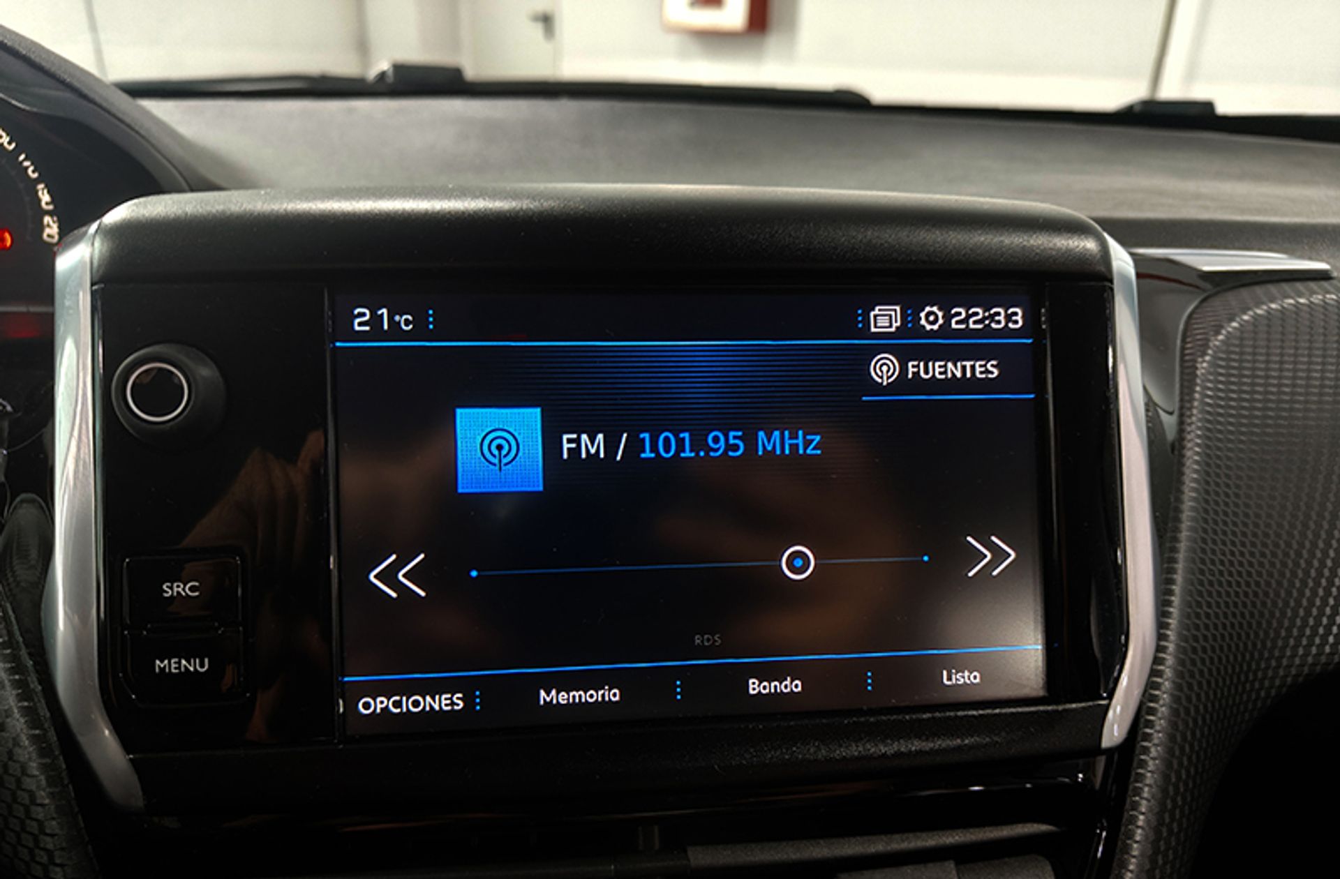 Peugeot 208 1.2L PureTech Allure - foto 25