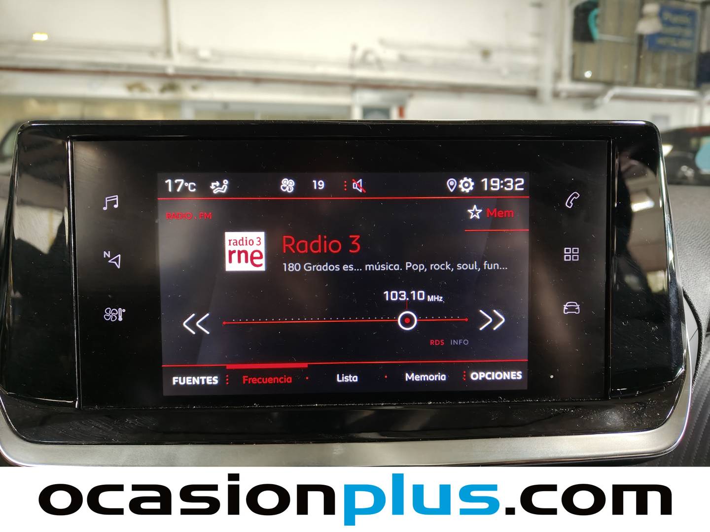 Foto Peugeot 208 Peugeot 208 PureTech 100 Allure (100 CV)