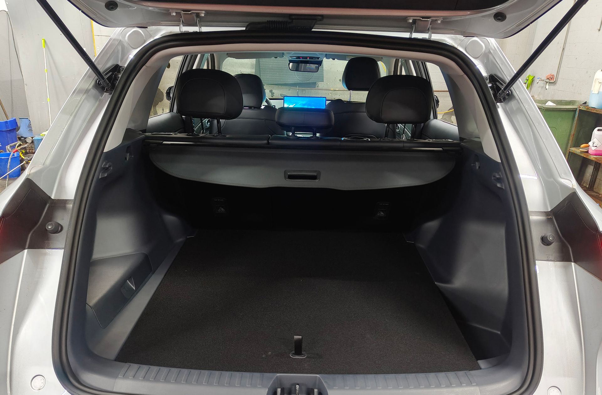 Geely Starray EM-i 1.5 PHEV Pro - foto 18
