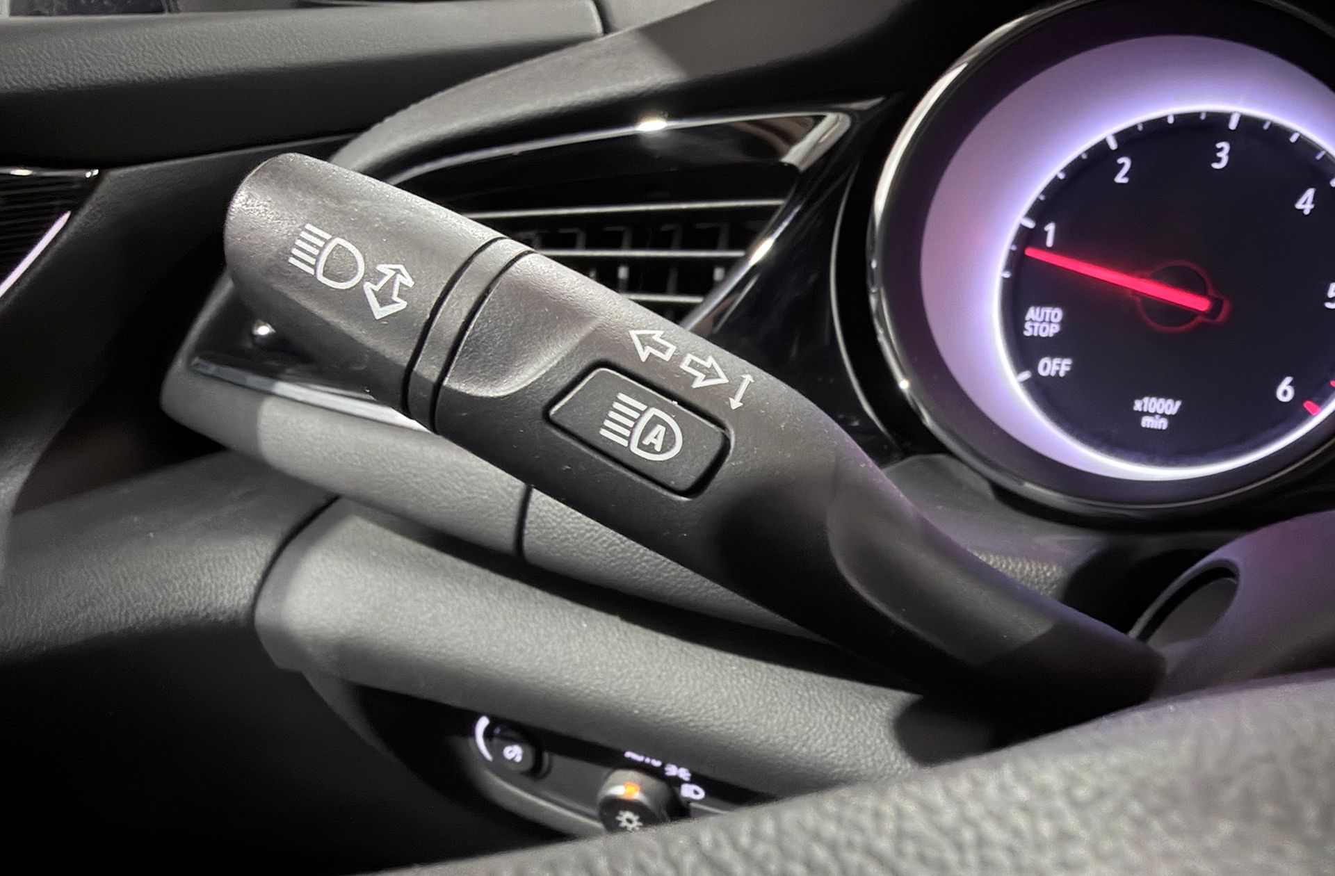 Opel Insignia GS 1.6 CDTI Turbo D Innovation - foto 18