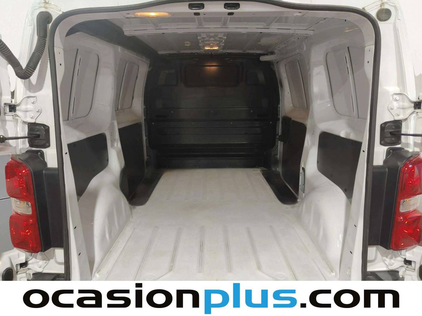 Foto asientos delanteros Toyota Proace City Toyota Proace City Van 1.5 D GX Plus L1 (102 CV)