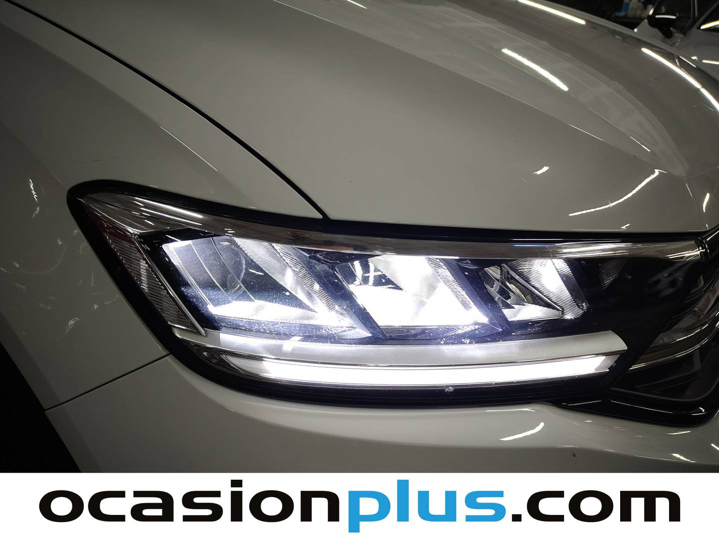 Volkswagen T-Roc Volkswagen T-Roc R-Line 2.0 TDI (150 CV) DSG km 0