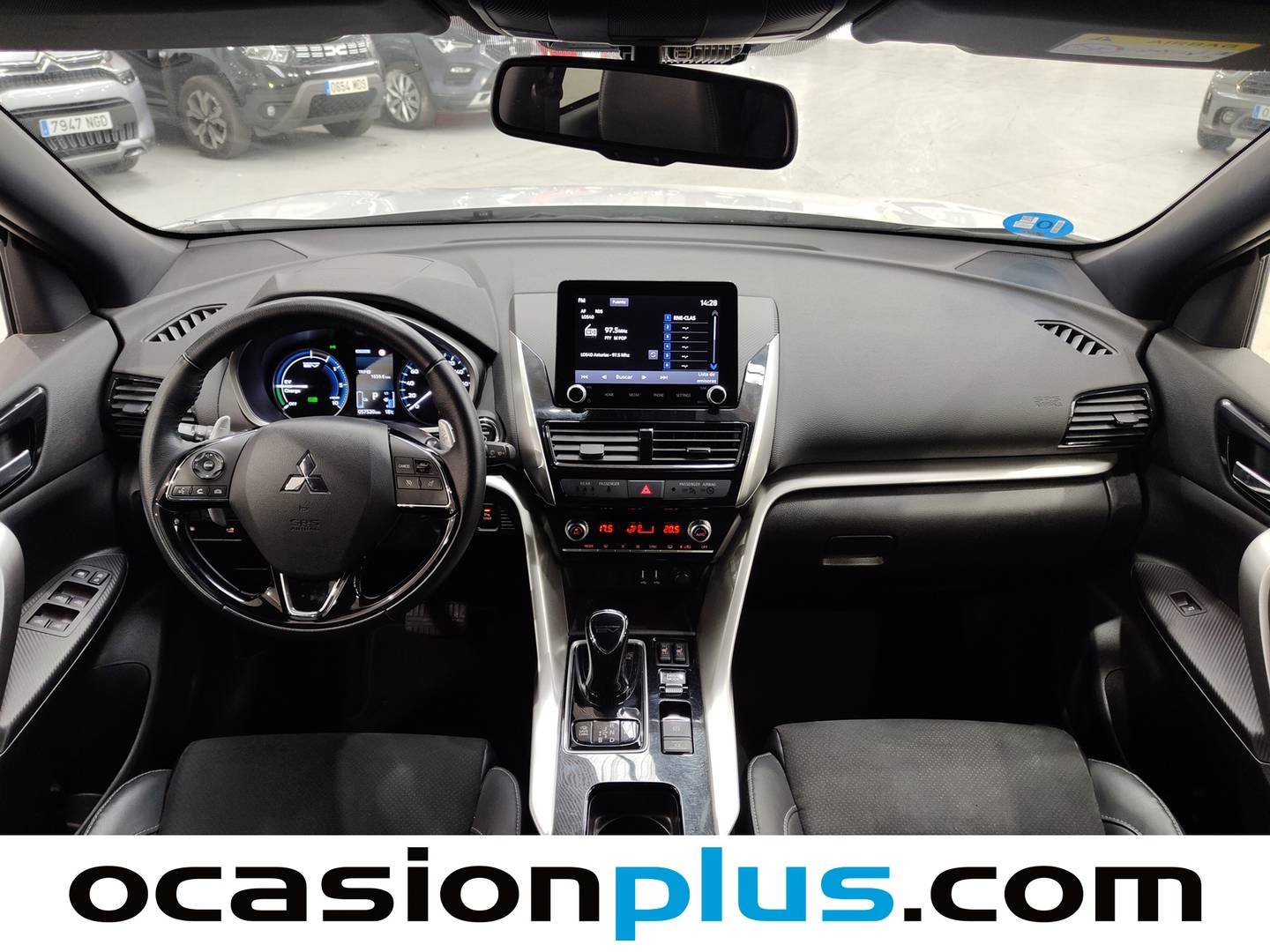 Foto Mitsubishi Eclipse Cross Mitsubishi Eclipse Cross 2.4 PHEV Kaiteki 4WD Auto (188 CV)