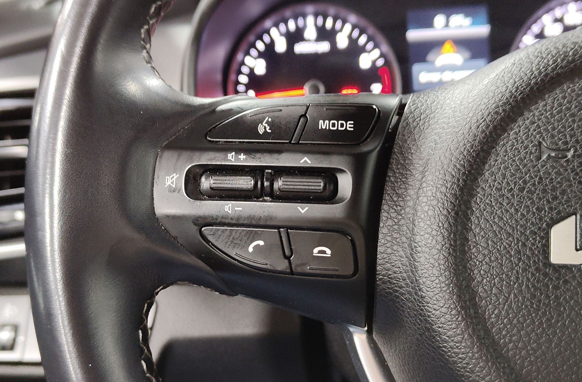 Kia Stonic 1.0 T-GDi MHEV Drive - foto 26
