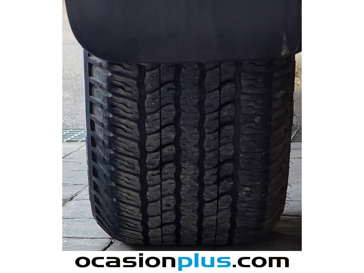 Foto Isuzu D-Max Isuzu D-Max 1.9 Crew Solar Auto (164 CV)